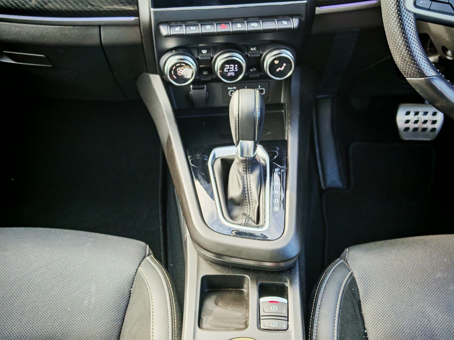 Used Renault Arkana 2023 for sale - 76870805: Photo 15