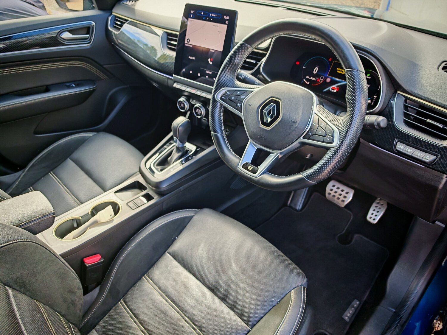 Used Renault Arkana 2023 for sale - 76870805: Photo 16