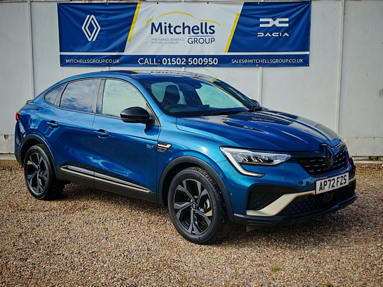 Used Renault Arkana 2023 for sale - 76870805: Photo 2