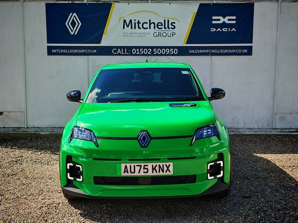 Used Renault 5 2025 for sale - 76203734: Photo 4