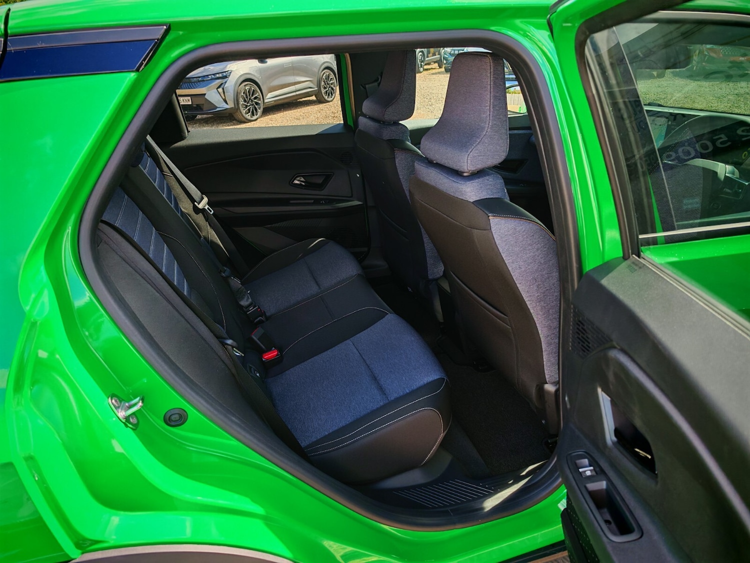 Used Renault 5 2025 for sale - 76203734: Photo 8