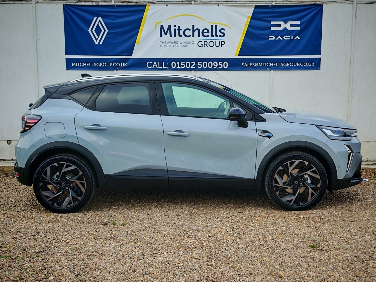 Used Renault Captur 2025 for sale - 76872756: Photo 3