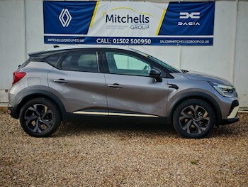 Used Renault Captur 2023 for sale - 76466178: Photo