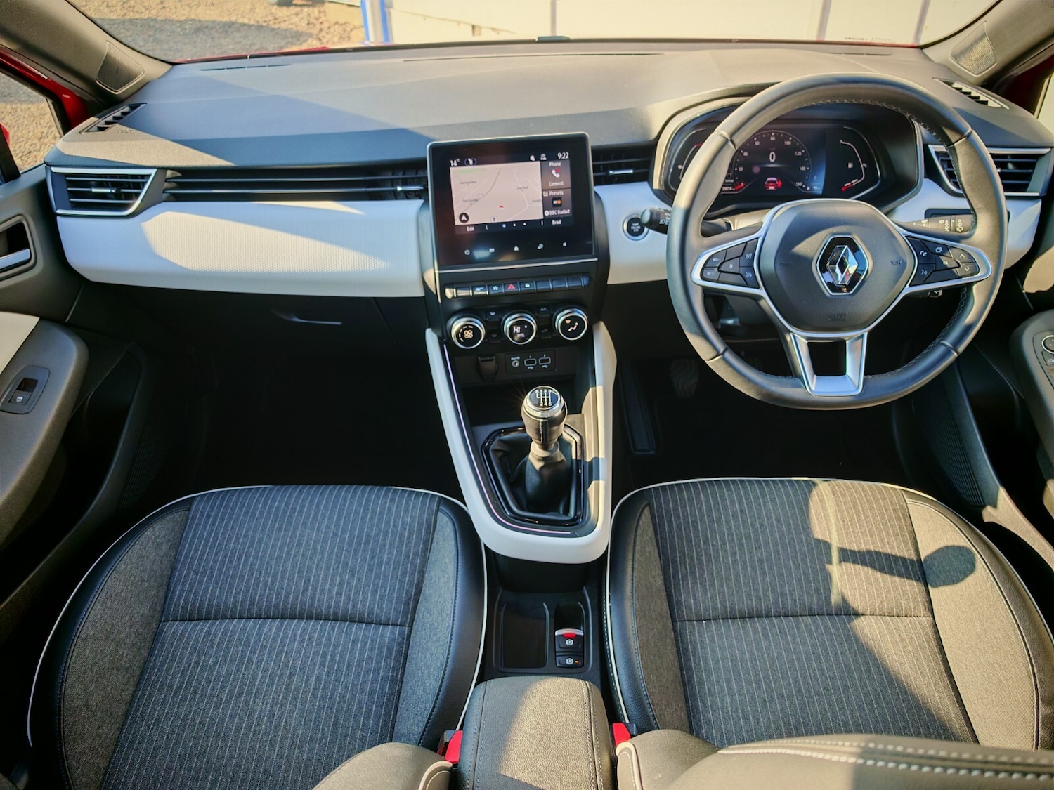 Used Renault Clio 2022 for sale - 76870809: Photo 10