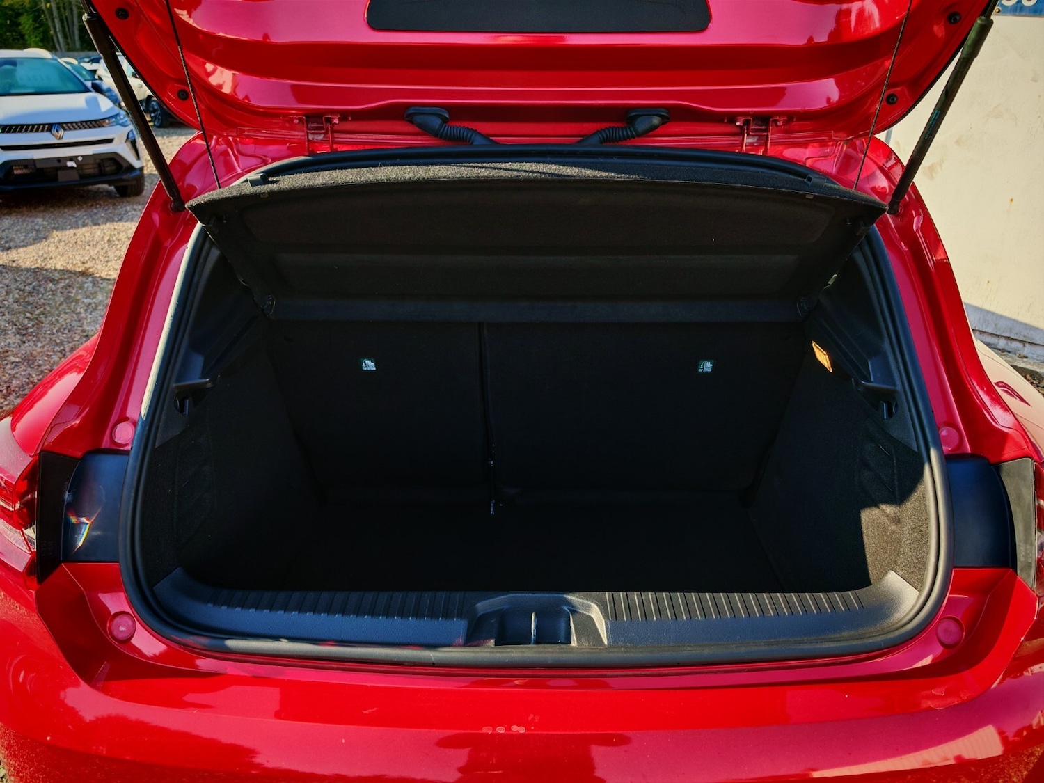 Used Renault Clio 2022 for sale - 76870809: Photo 22