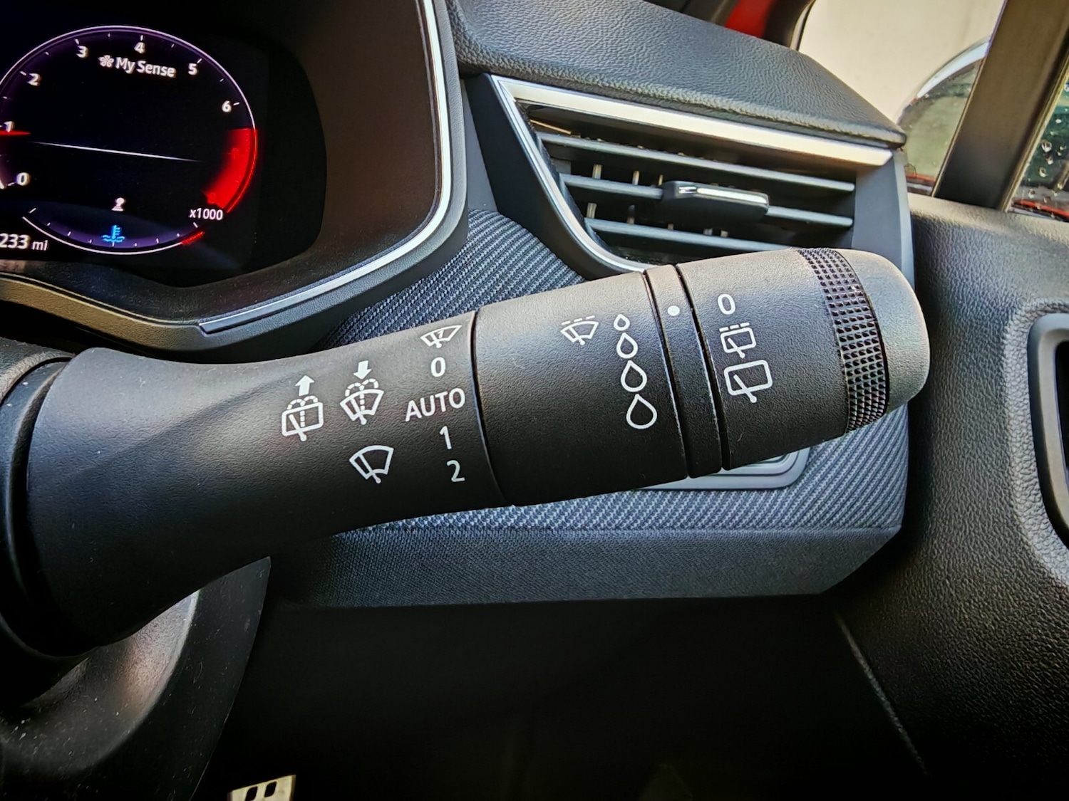 Used Renault Clio 2024 for sale - 76873059: Photo 18