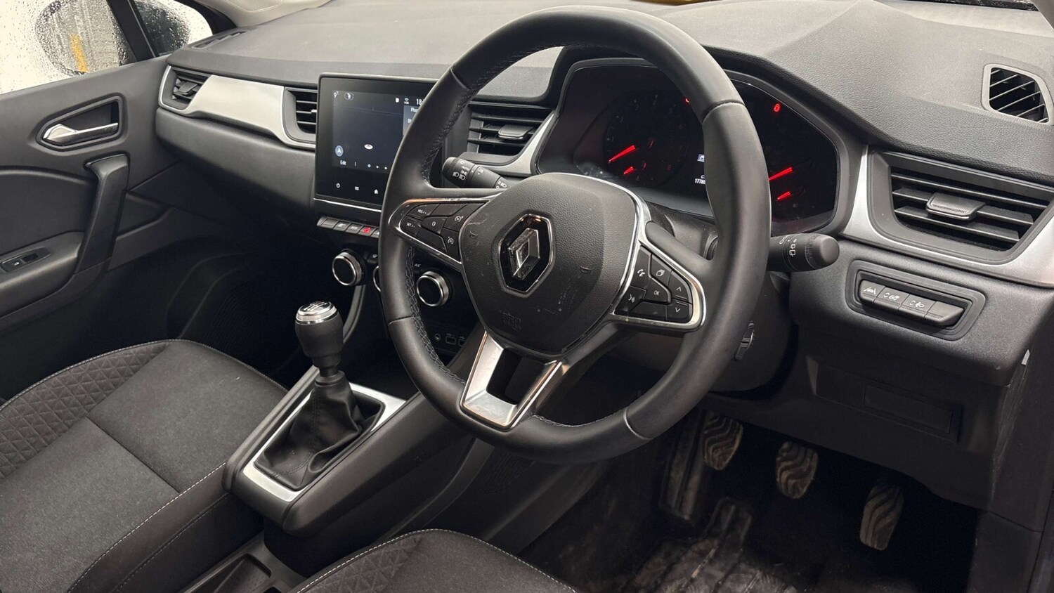 Used Renault Captur 2023 for sale - 77740108: Photo 9