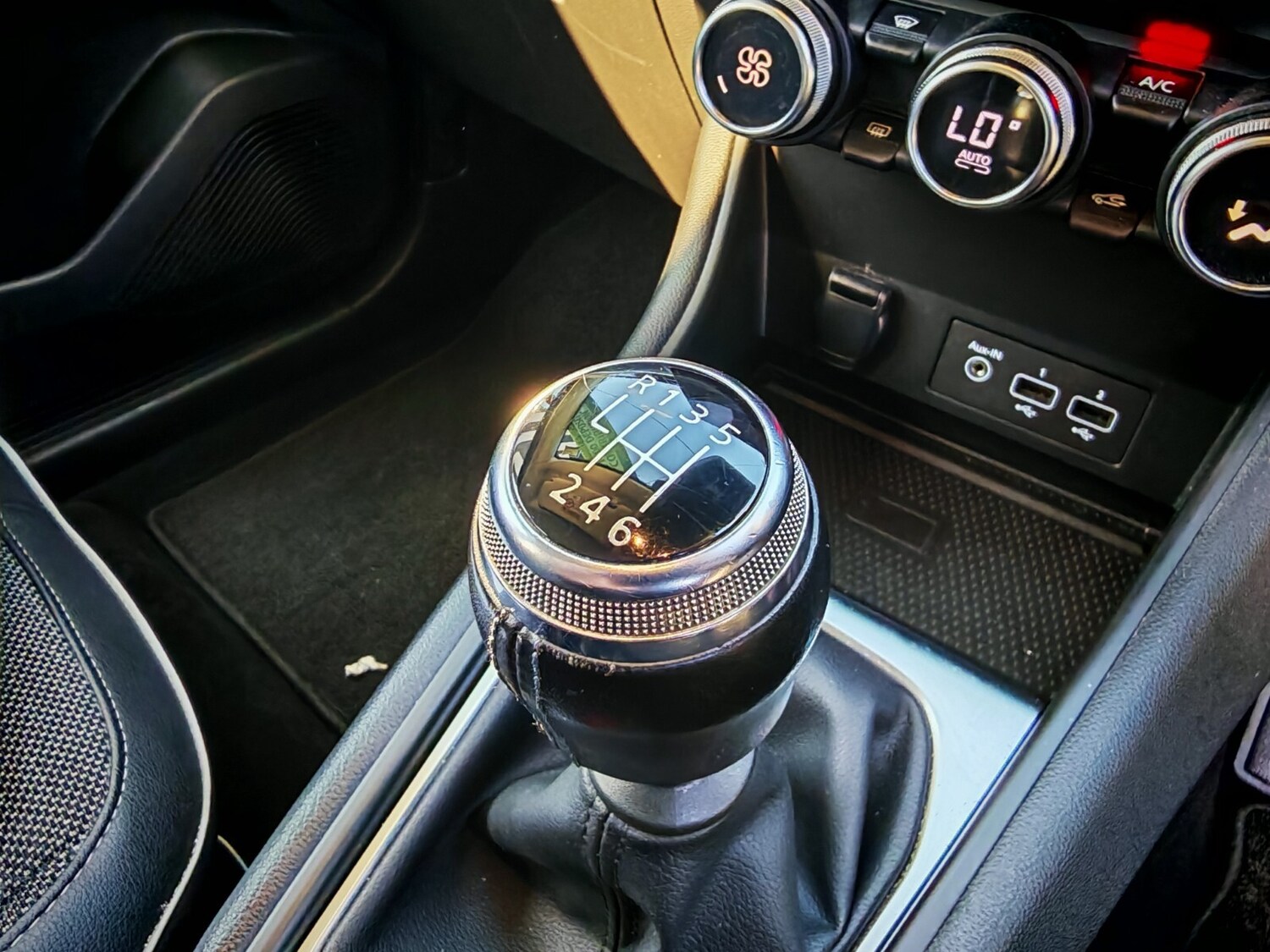 Used Renault Captur 2021 for sale - 76203971: Photo 19