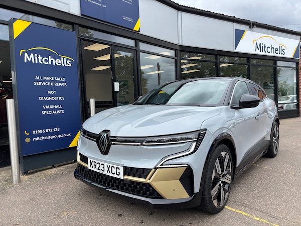 Used Renault Megane E Tech 2023 for sale - 76203822: Photo 2
