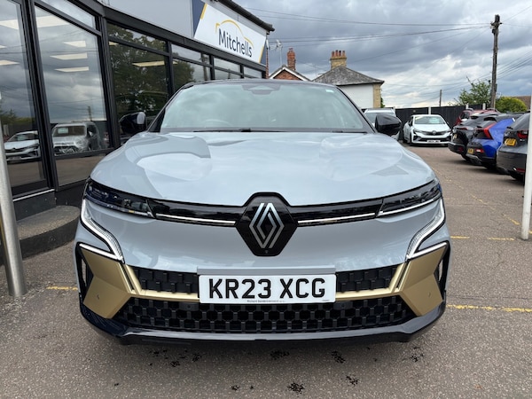 Used Renault Megane E Tech 2023 for sale - 76203822: Photo 3