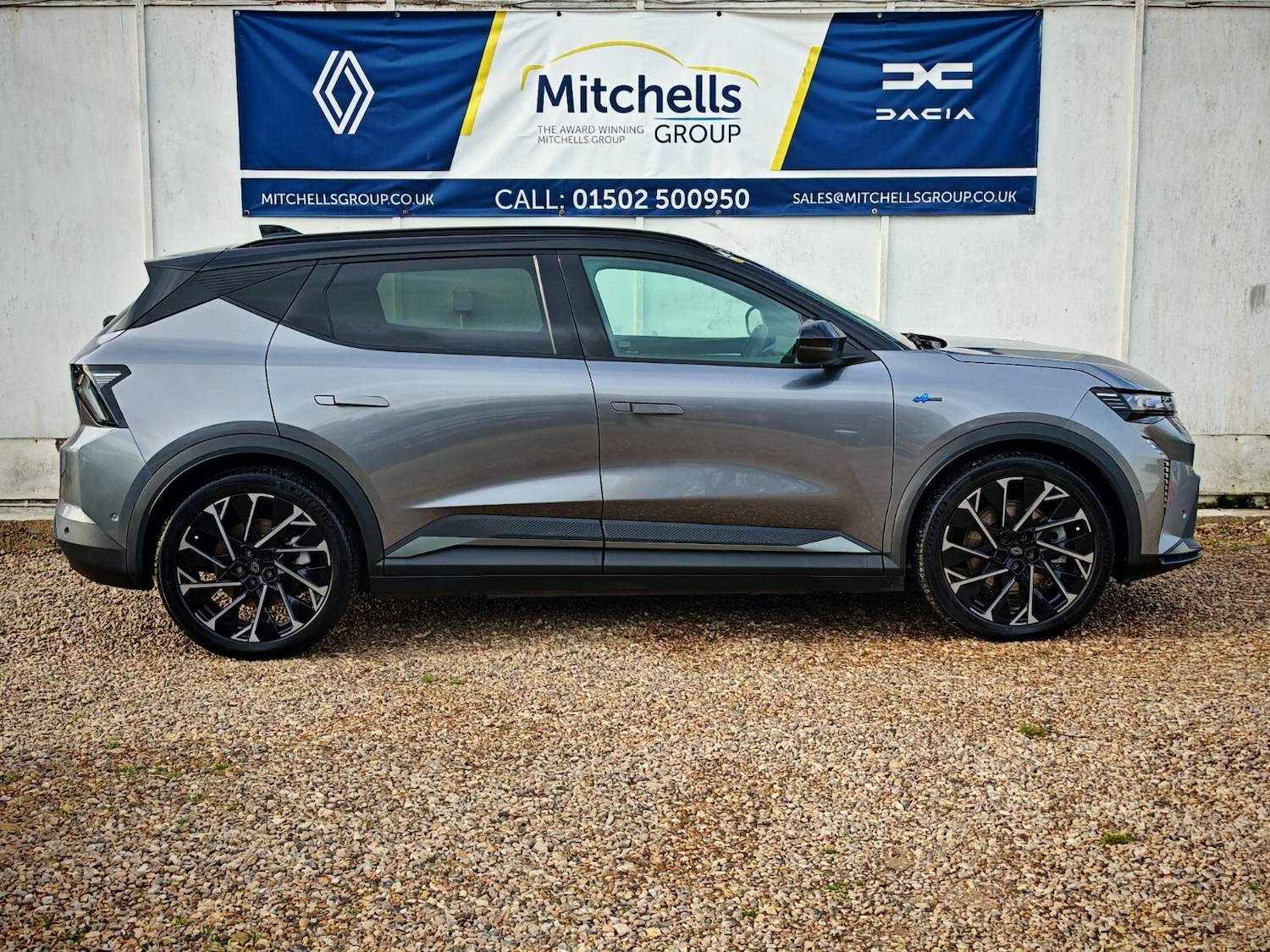 Used Renault Scenic E-Tech 2024 for sale - 76869579: Photo 3