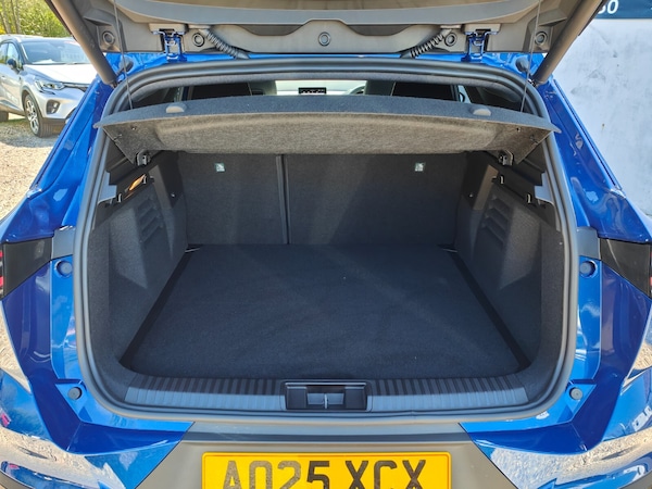 Used Renault Other 2025 for sale - 76203951: Photo 29