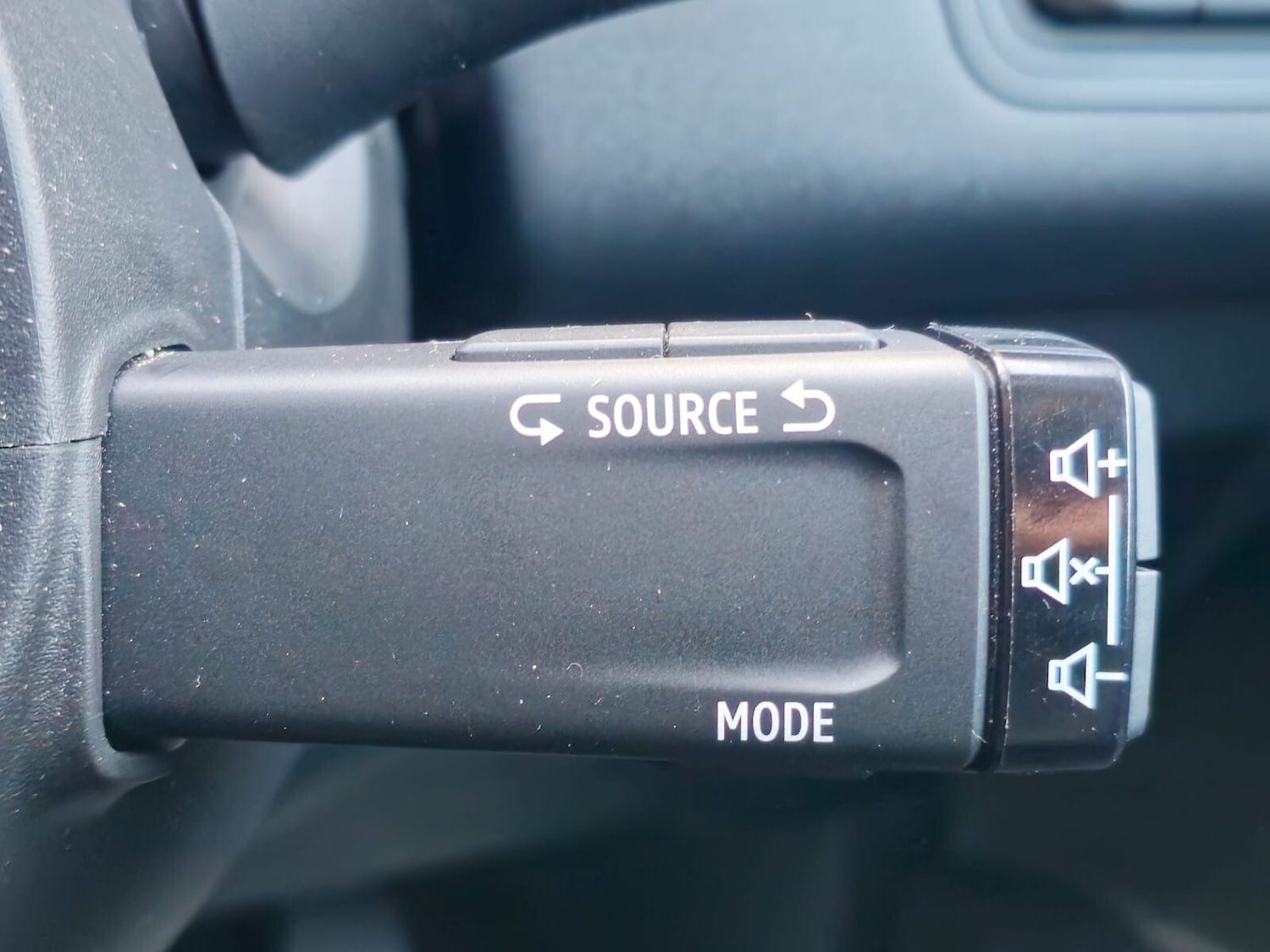 Used Renault Captur 2023 for sale - 76557000: Photo 15