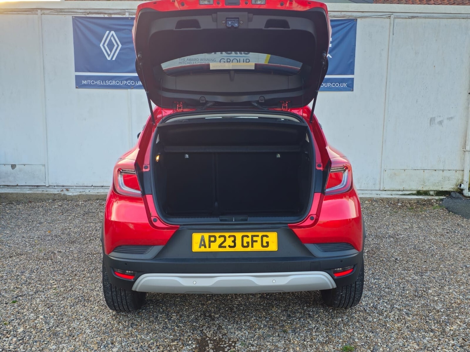 Used Renault Captur 2023 for sale - 76557000: Photo 7