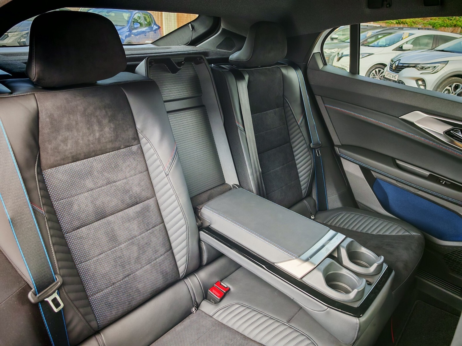 Used Renault Other 2025 for sale - 76203744: Photo 10