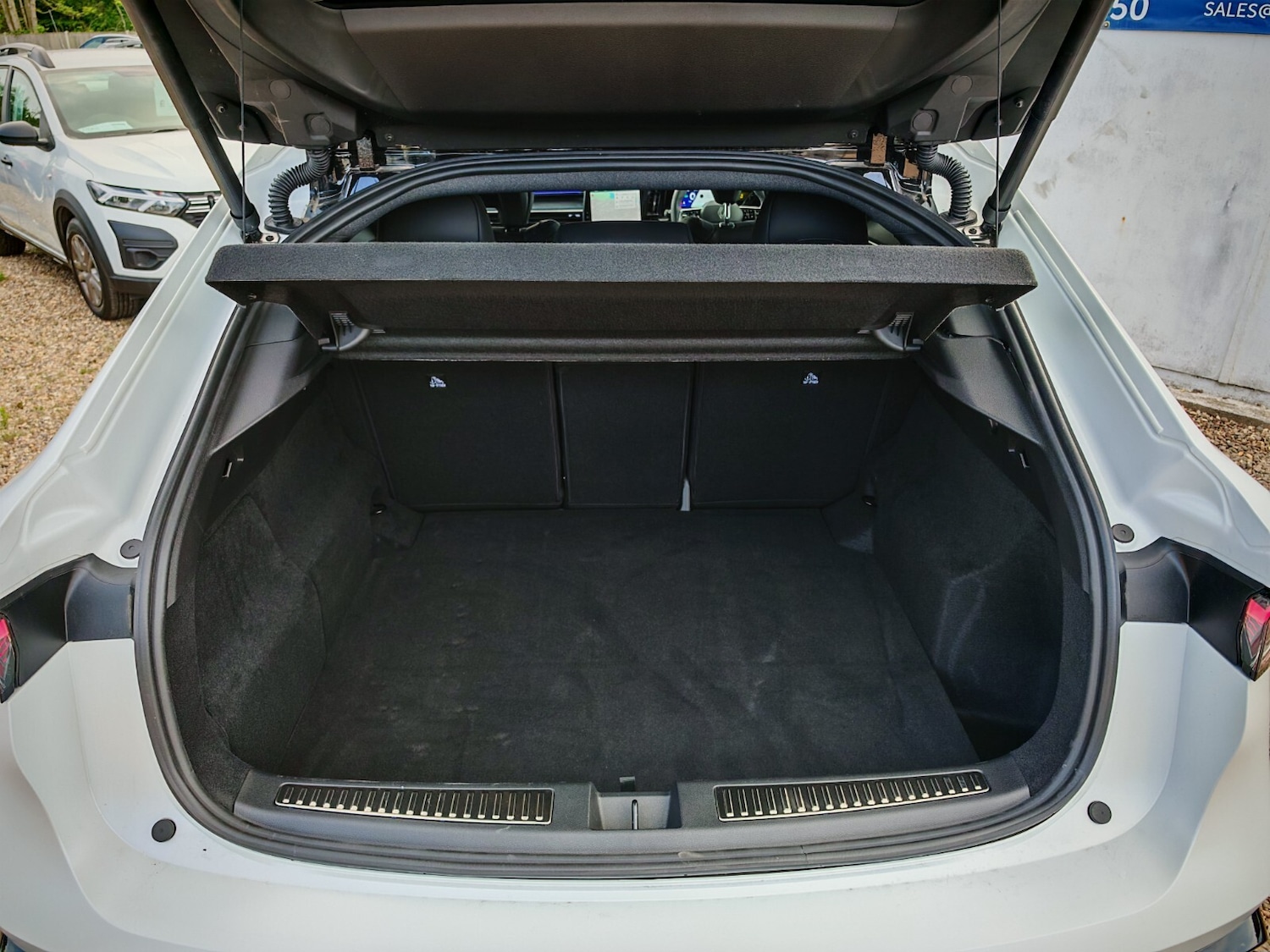 Used Renault Other 2025 for sale - 76203744: Photo 7