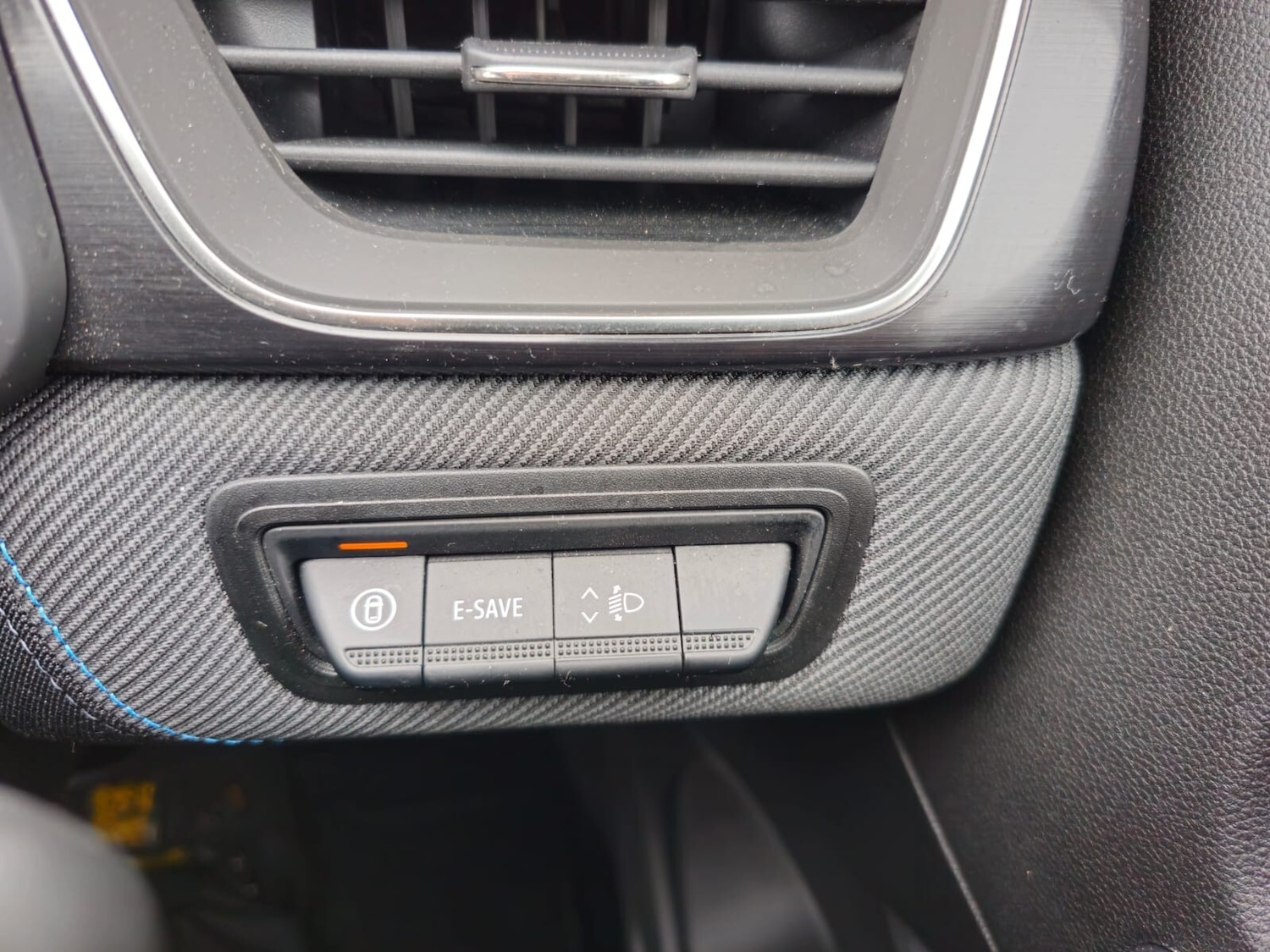 Used Renault Captur 2024 for sale - 77434839: Photo 17