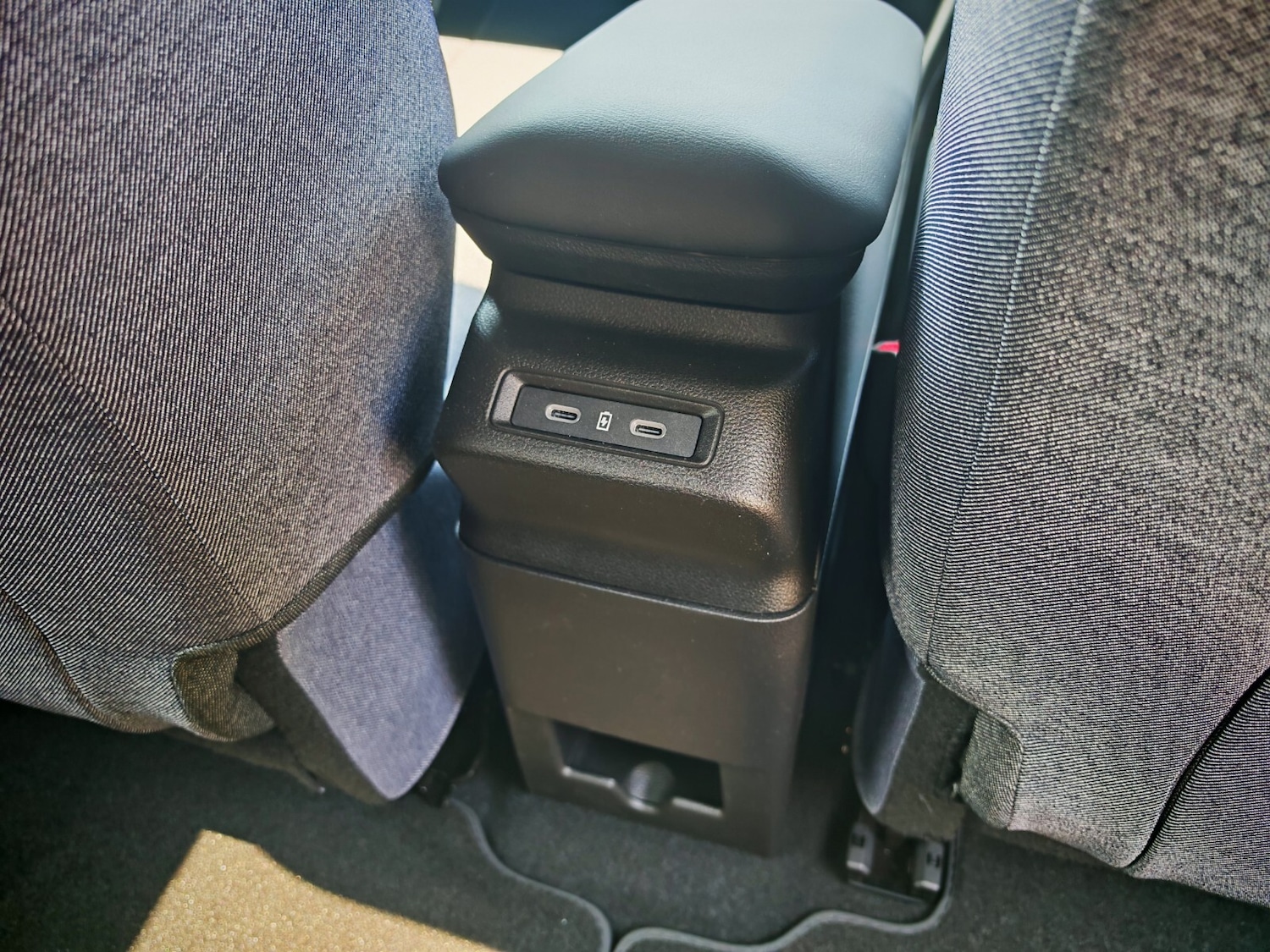 Used Renault 4 2025 for sale - 76873551: Photo 12