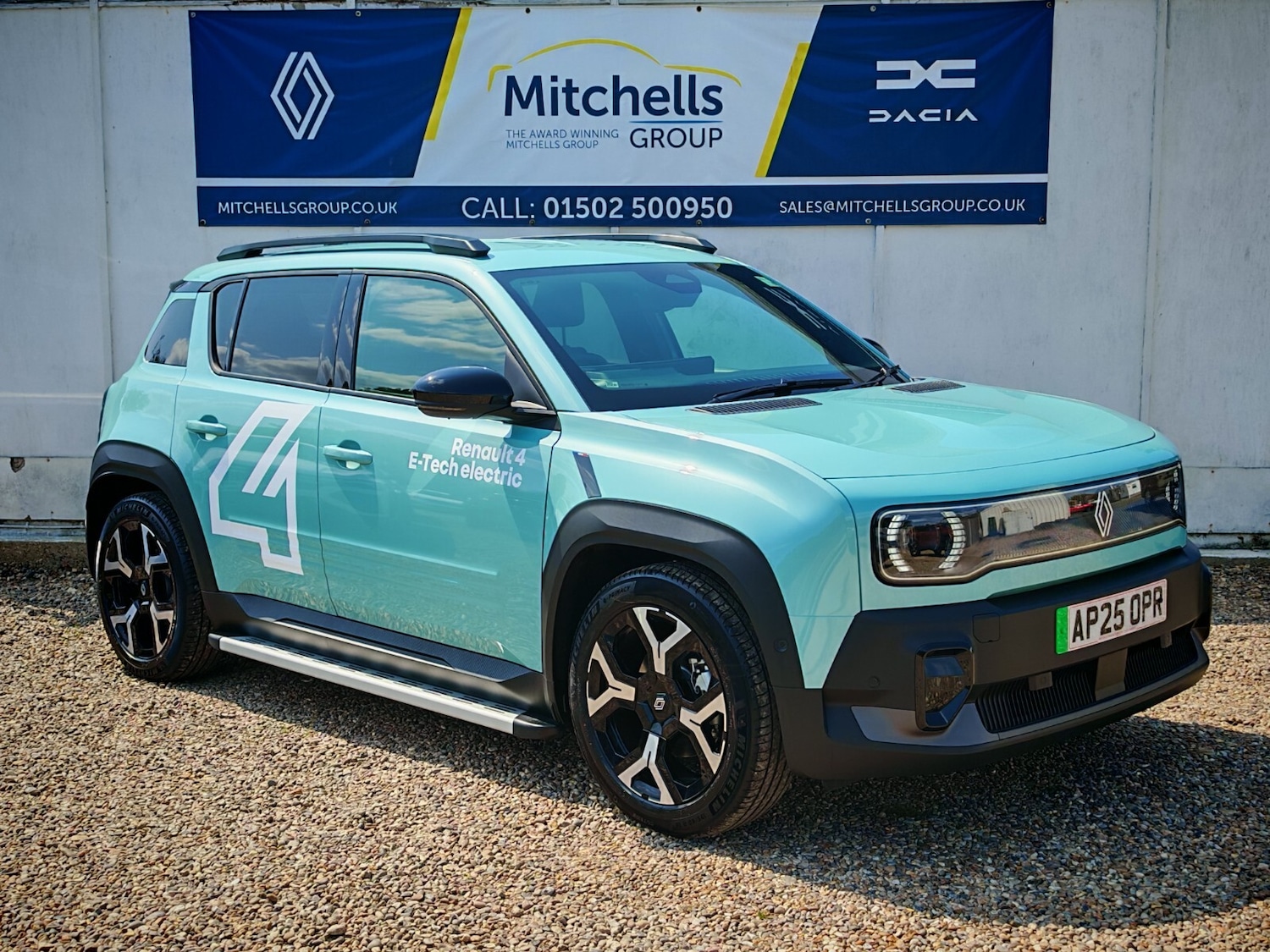 Used Renault 4 2025 for sale - 76873551: Photo 2