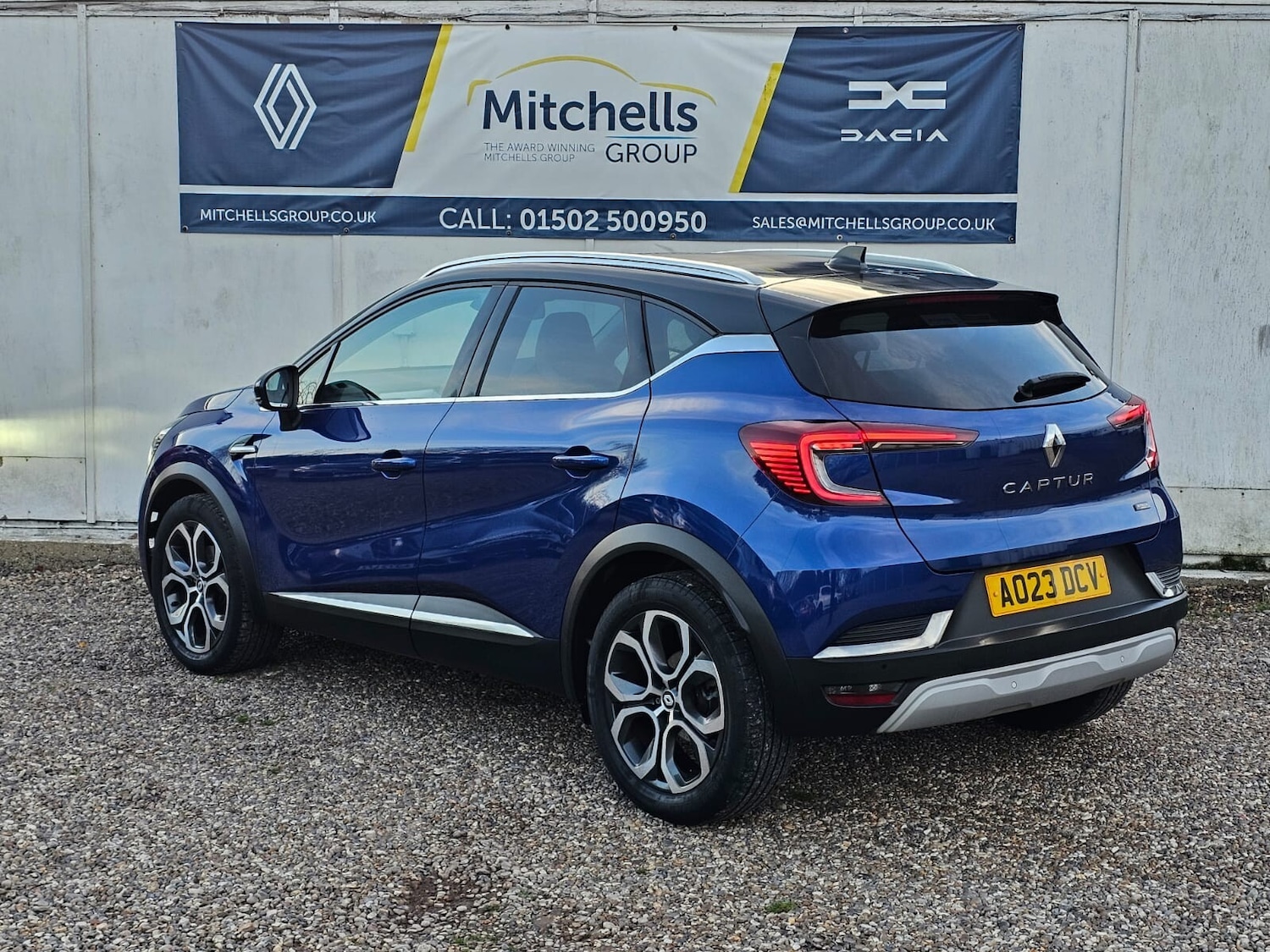 Used Renault Captur 2023 for sale - 76563899: Photo 4