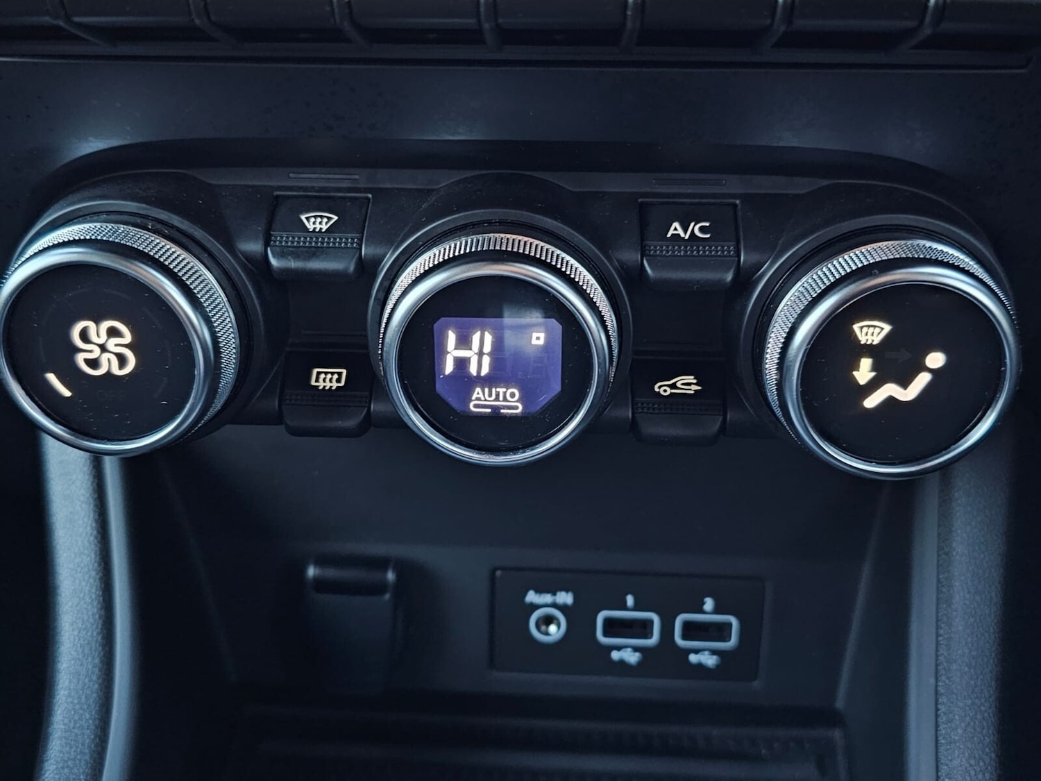 Used Renault Captur 2023 for sale - 76563899: Photo 7