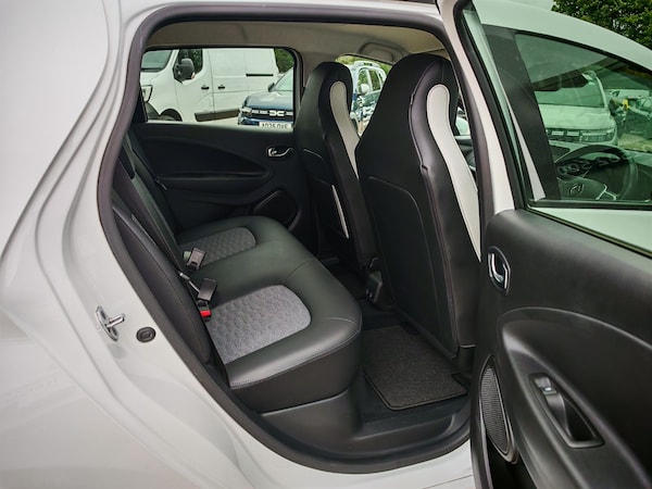 Used Renault Zoe 2022 for sale - 76203847: Photo 9