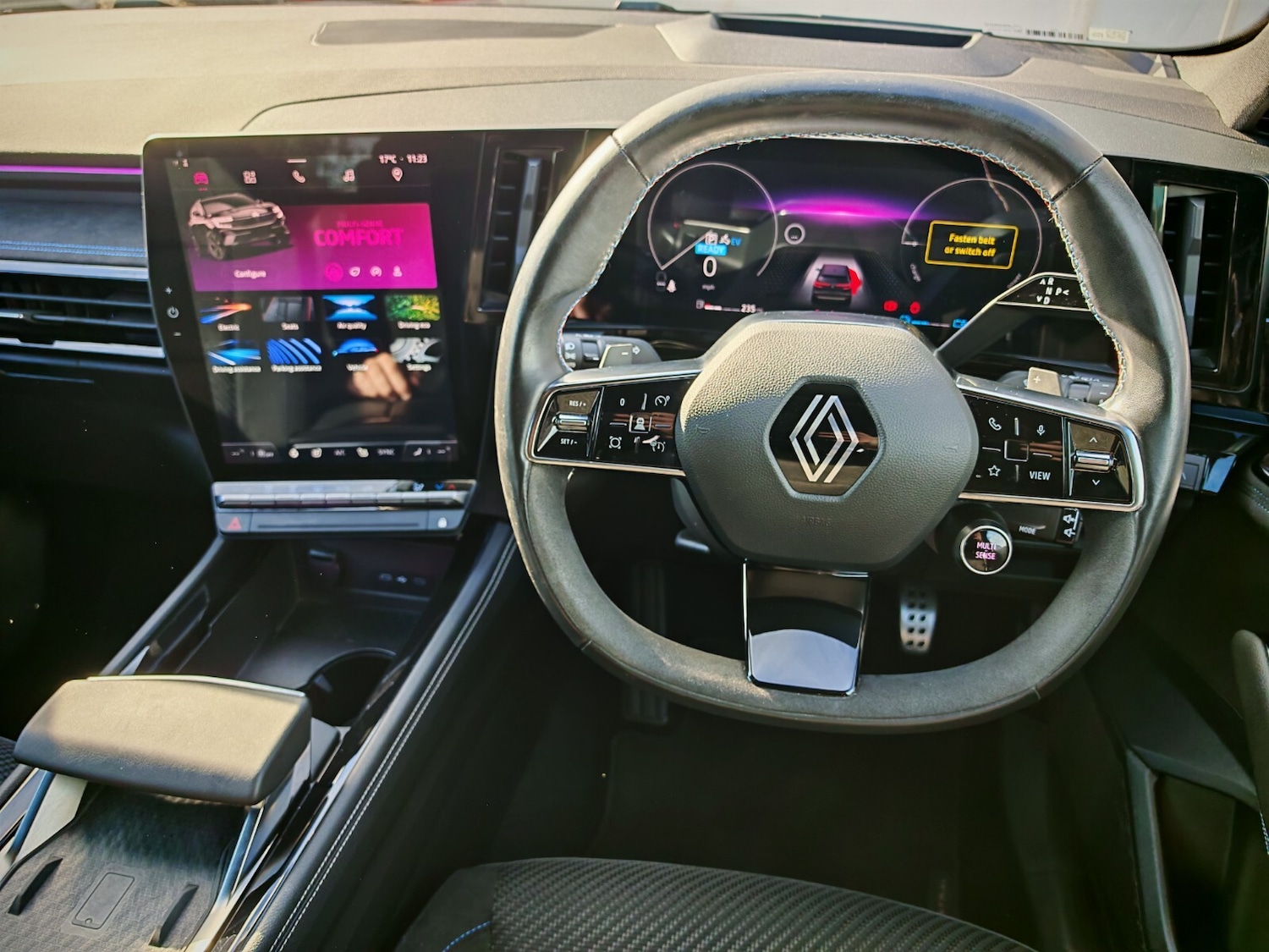 Used Renault Austral 2024 for sale - 76870632: Photo 11