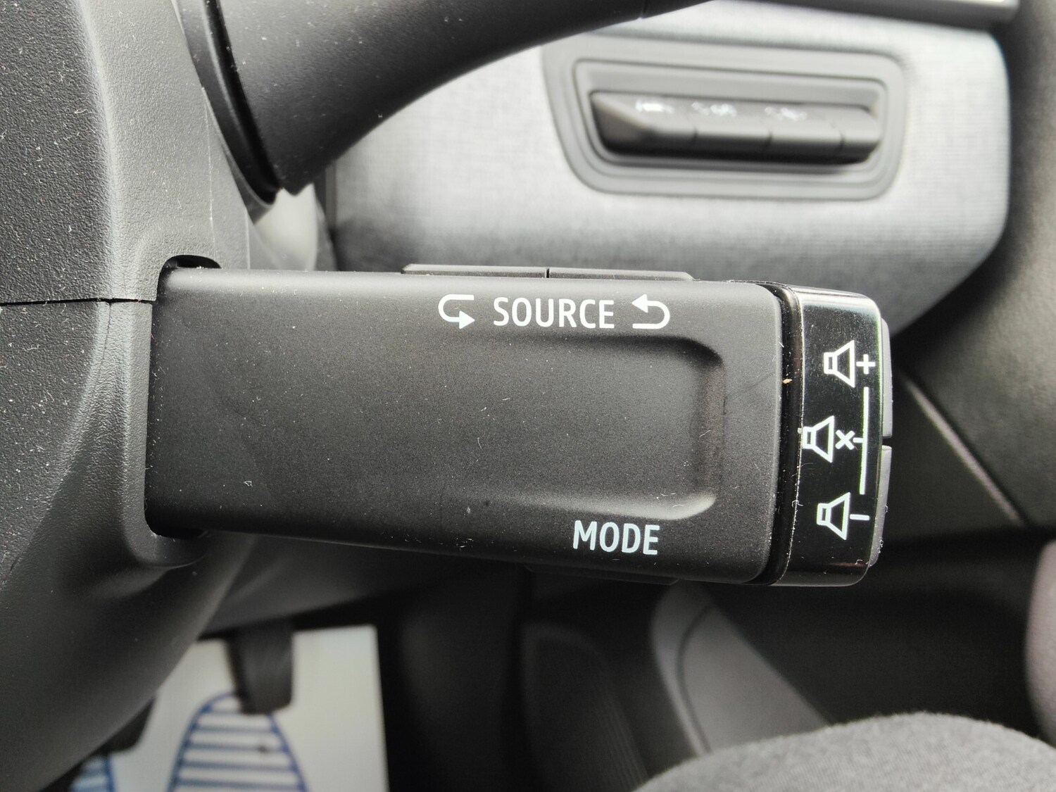 Used Renault Clio 2024 for sale - 76203749: Photo 19