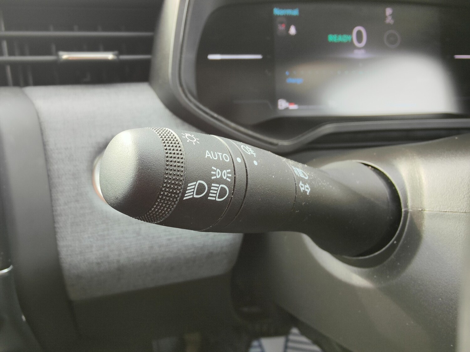 Used Renault Clio 2024 for sale - 76203749: Photo 21