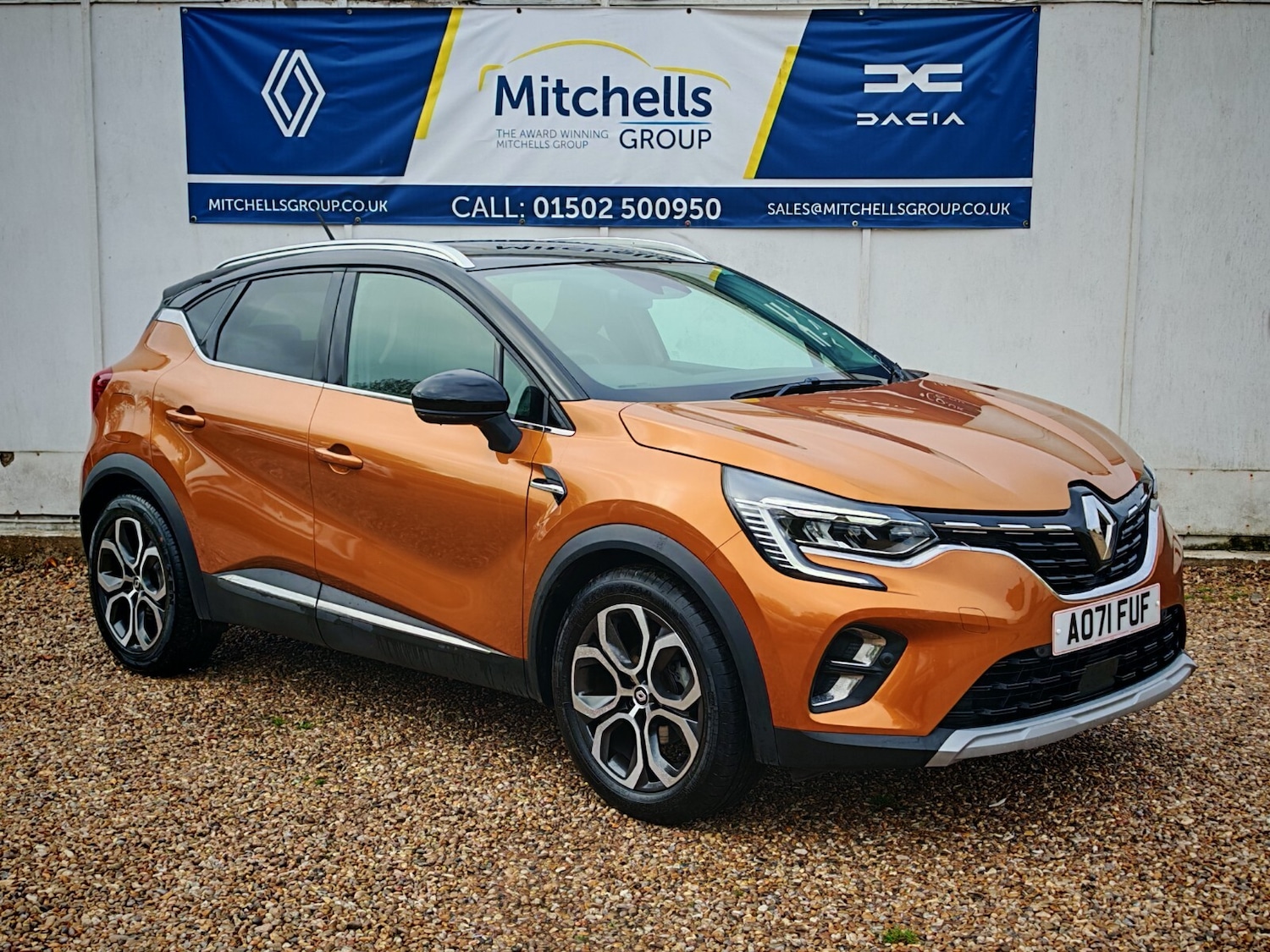 Used Renault Captur 2021 for sale - 76366581: Photo 2