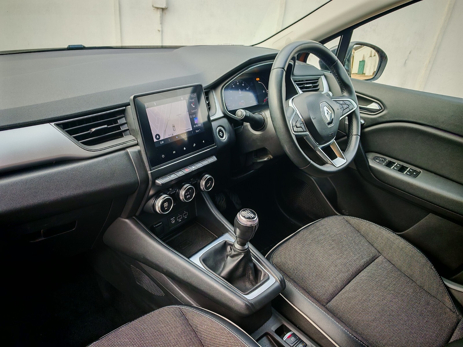 Used Renault Captur 2021 for sale - 76366581: Photo 7