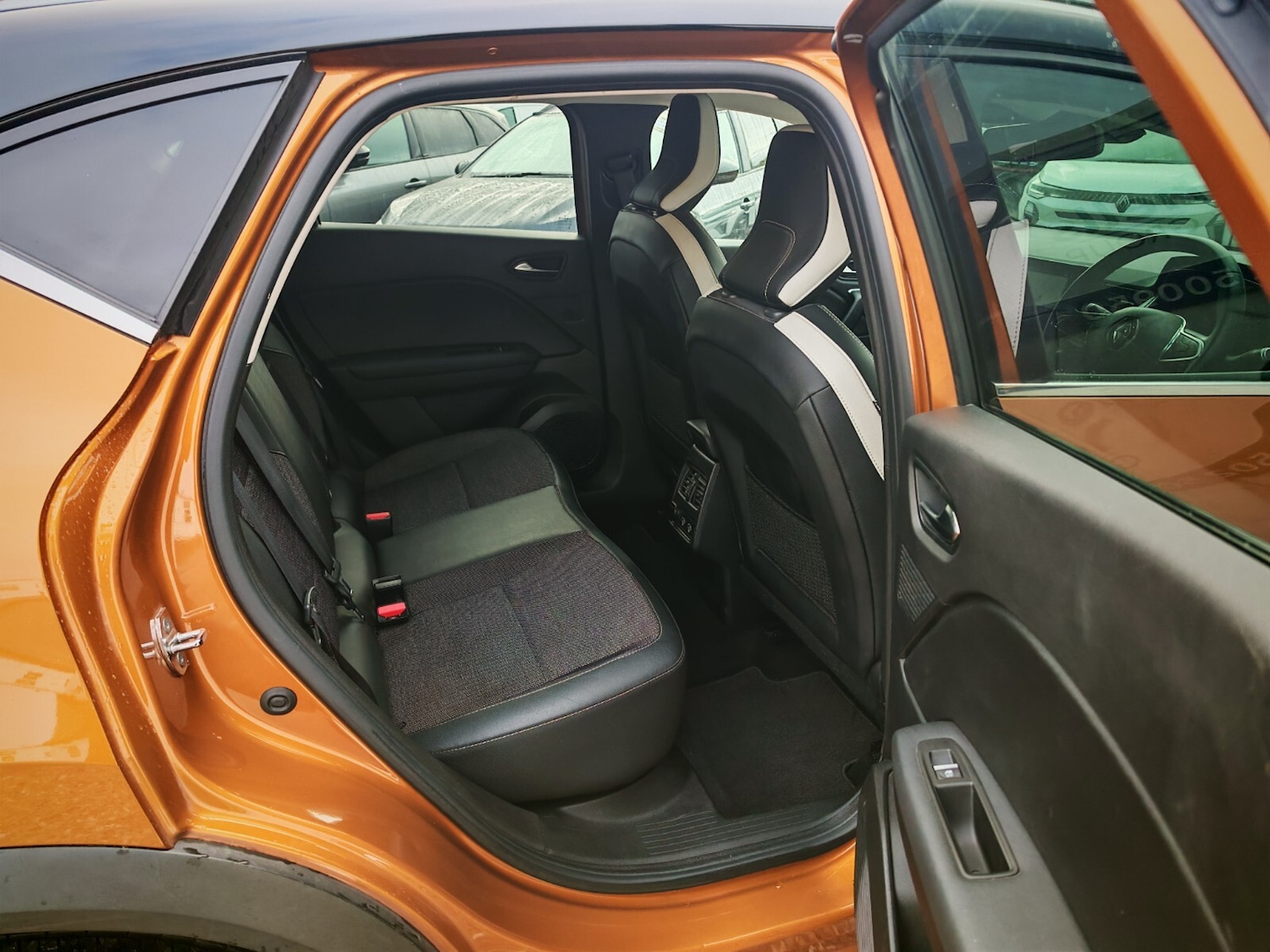 Used Renault Captur 2021 for sale - 76366581: Photo 9