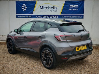 Used Renault Captur 2025 for sale - 76203555: Photo 4