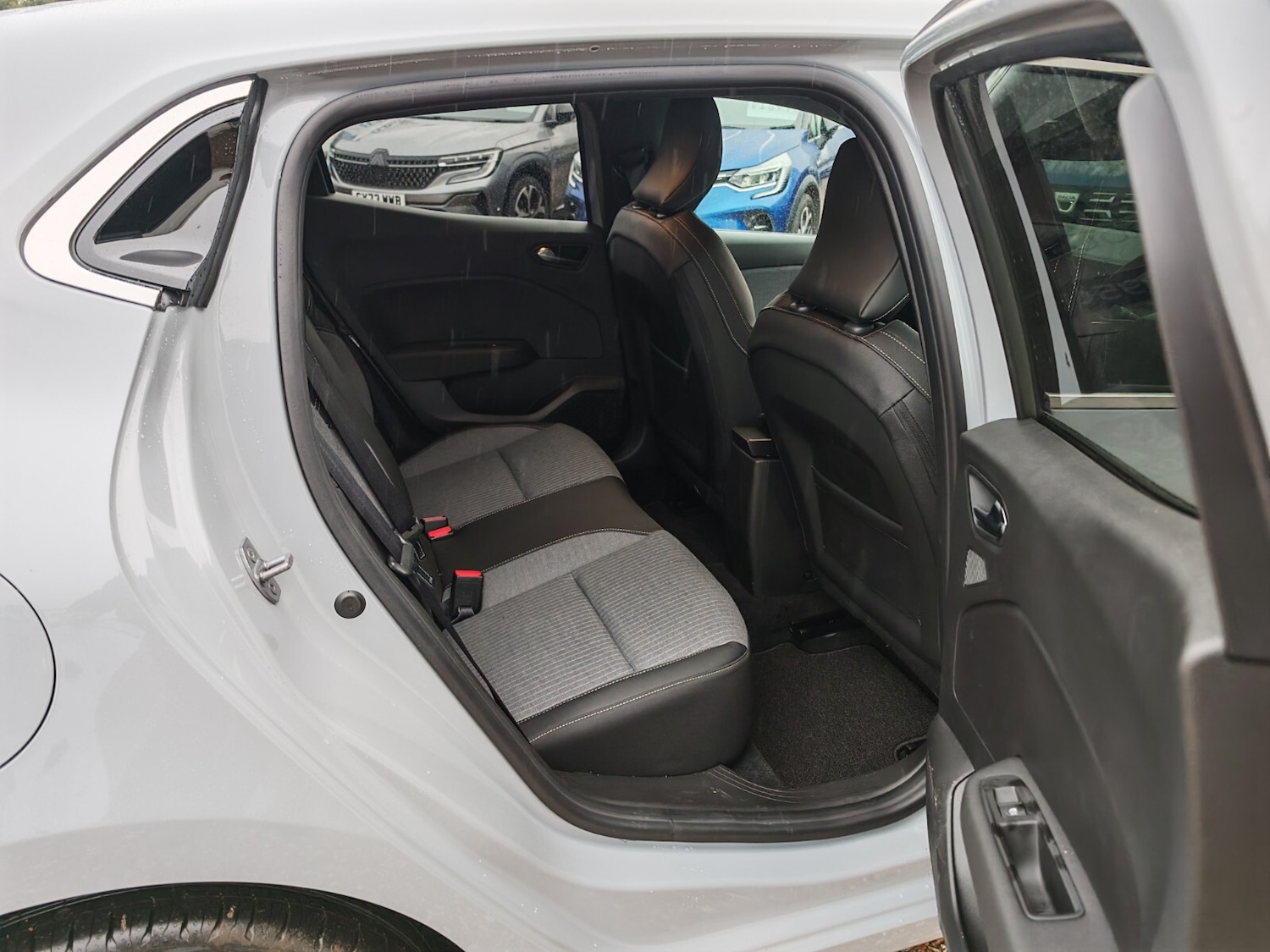 Used Renault Clio 2026 for sale - 77519199: Photo 7