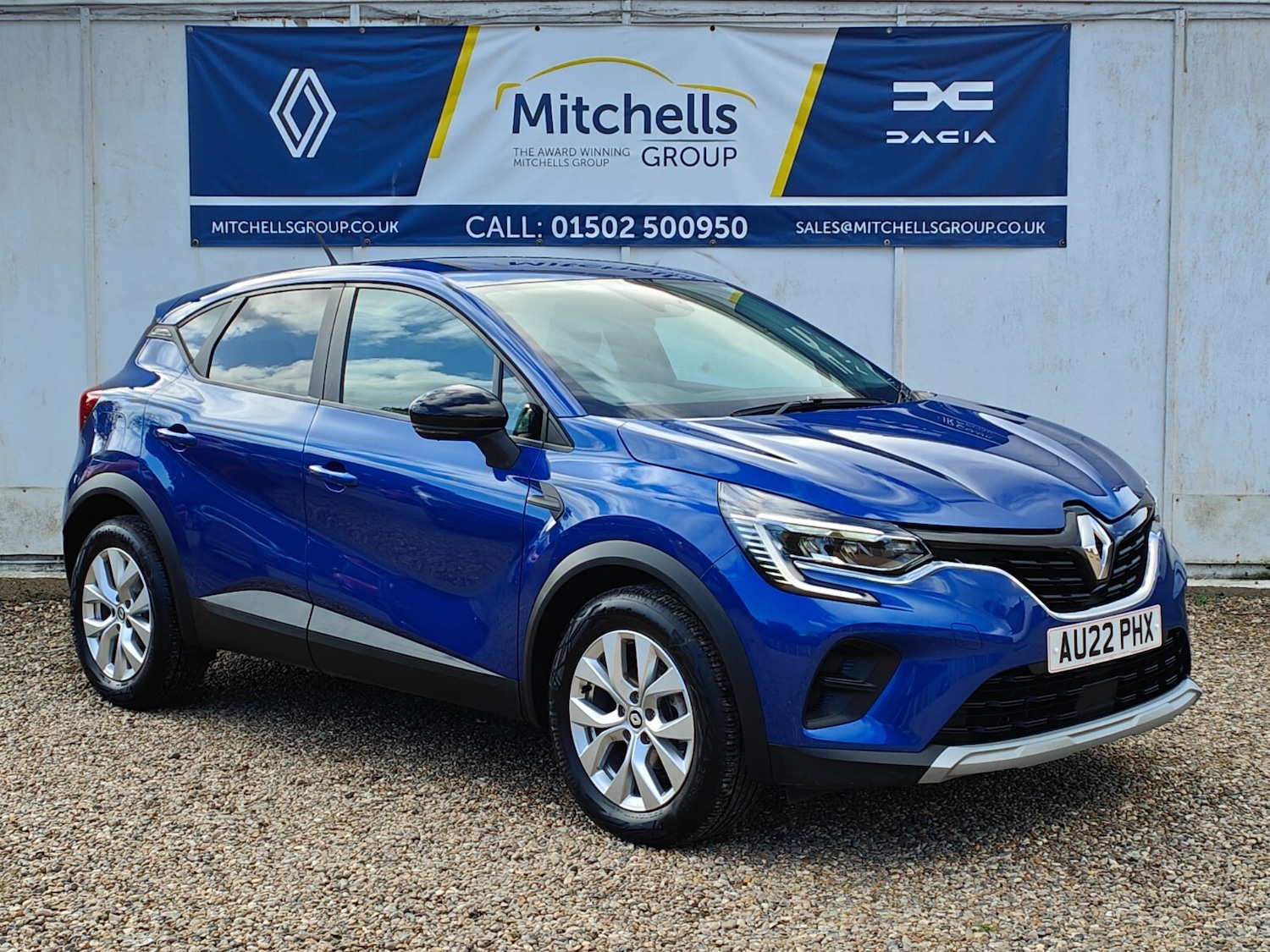 Used Renault Captur 2022 for sale - 76869185: Photo 2