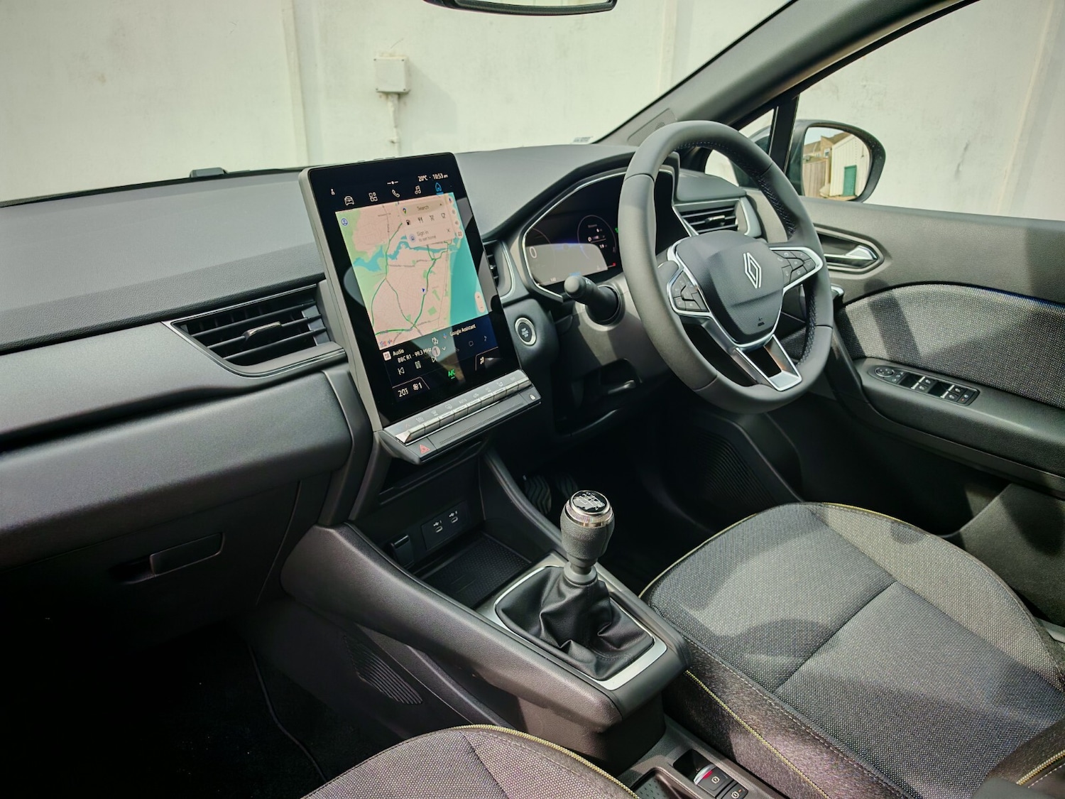 Used Renault Captur 2025 for sale - 76871378: Photo 7