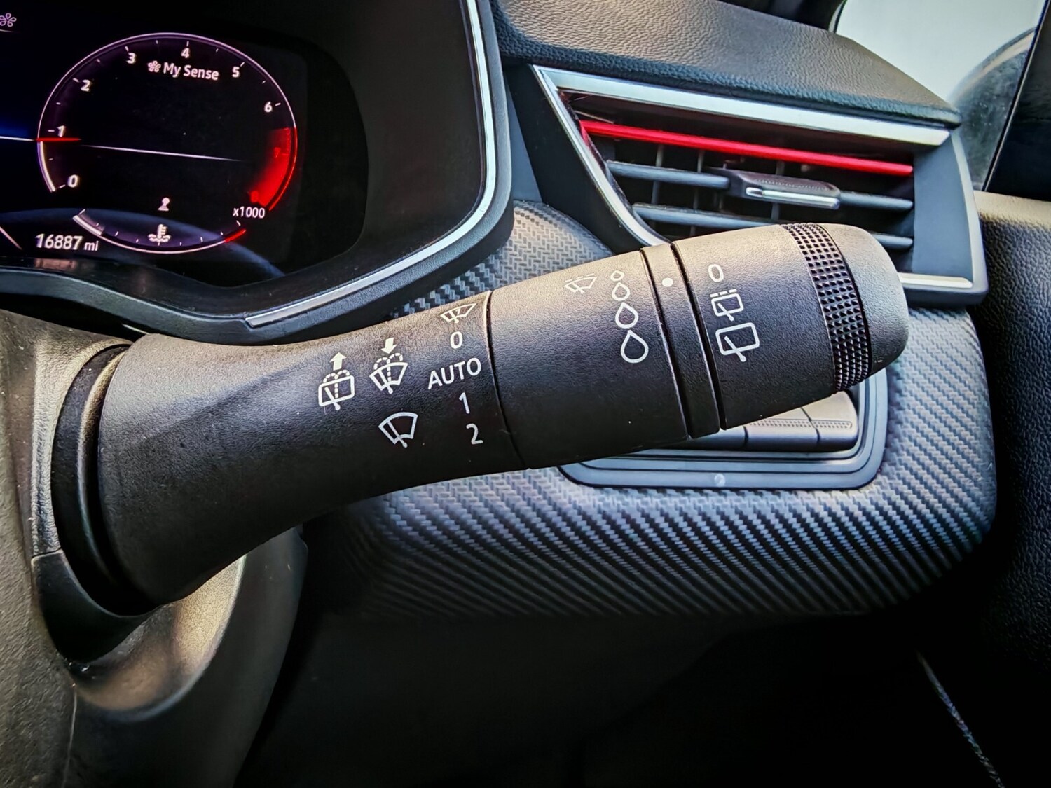 Used Renault Clio 2023 for sale - 76203838: Photo 20