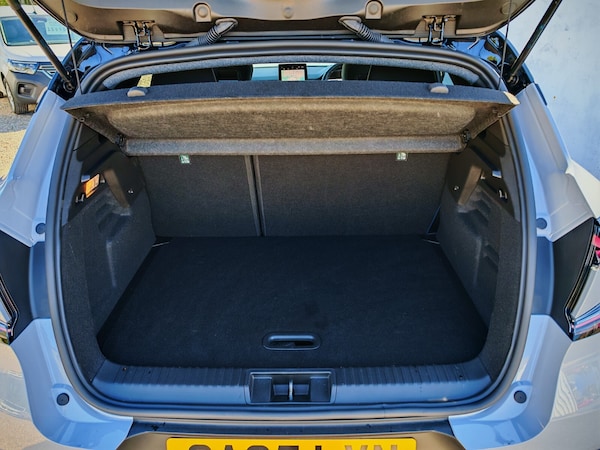 Used Renault Captur 2025 for sale - 76204023: Photo 26