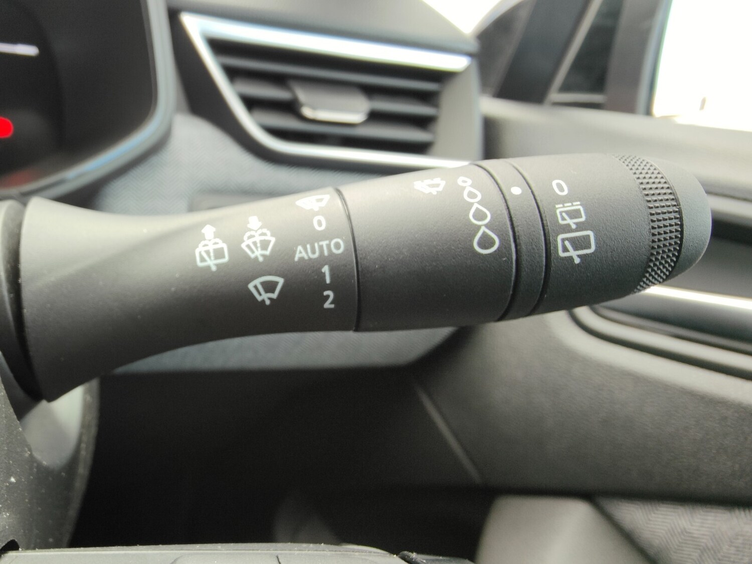 Used Renault Clio 2024 for sale - 76355038: Photo 16