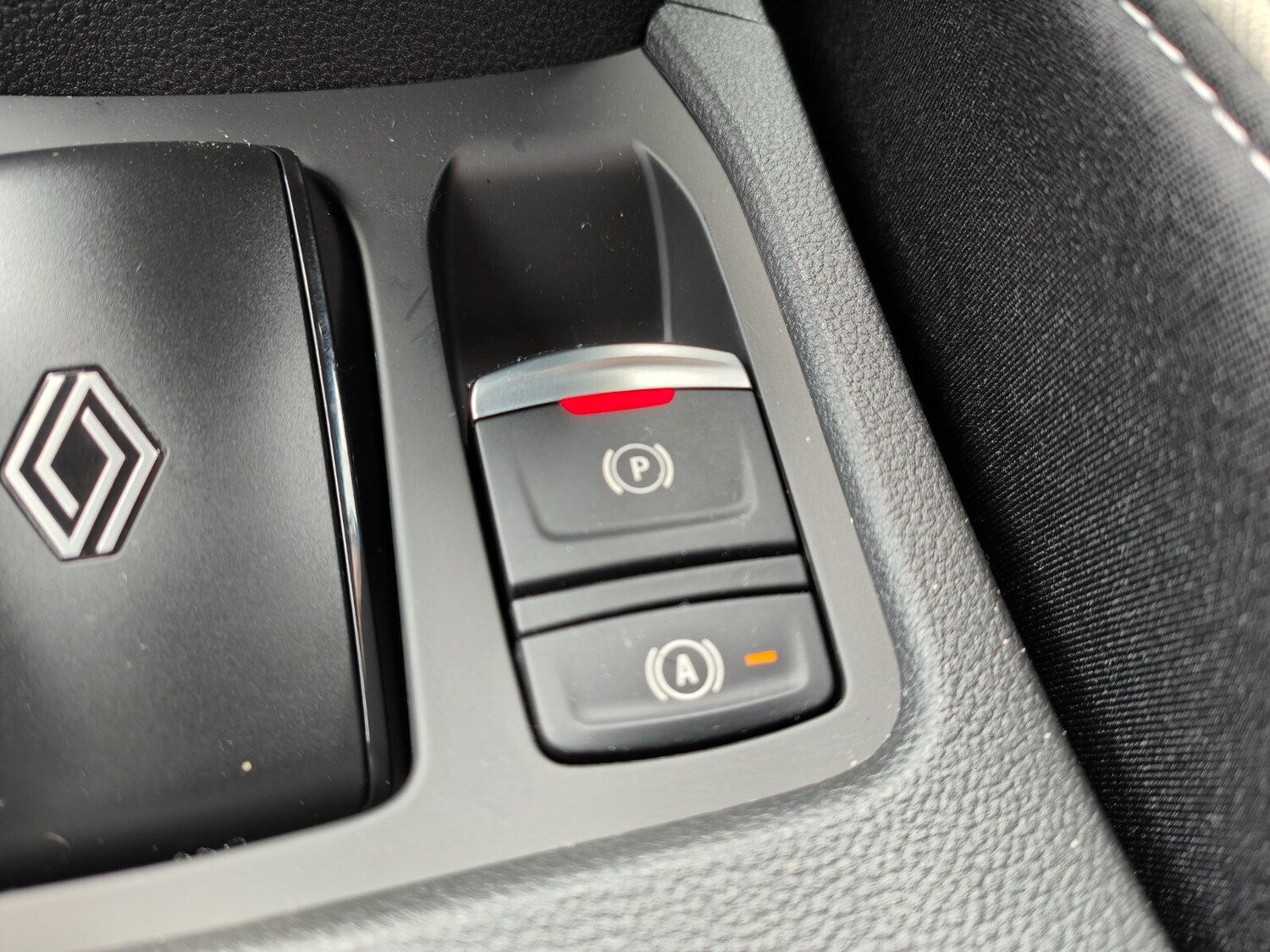 Used Renault Clio 2024 for sale - 76355038: Photo 21