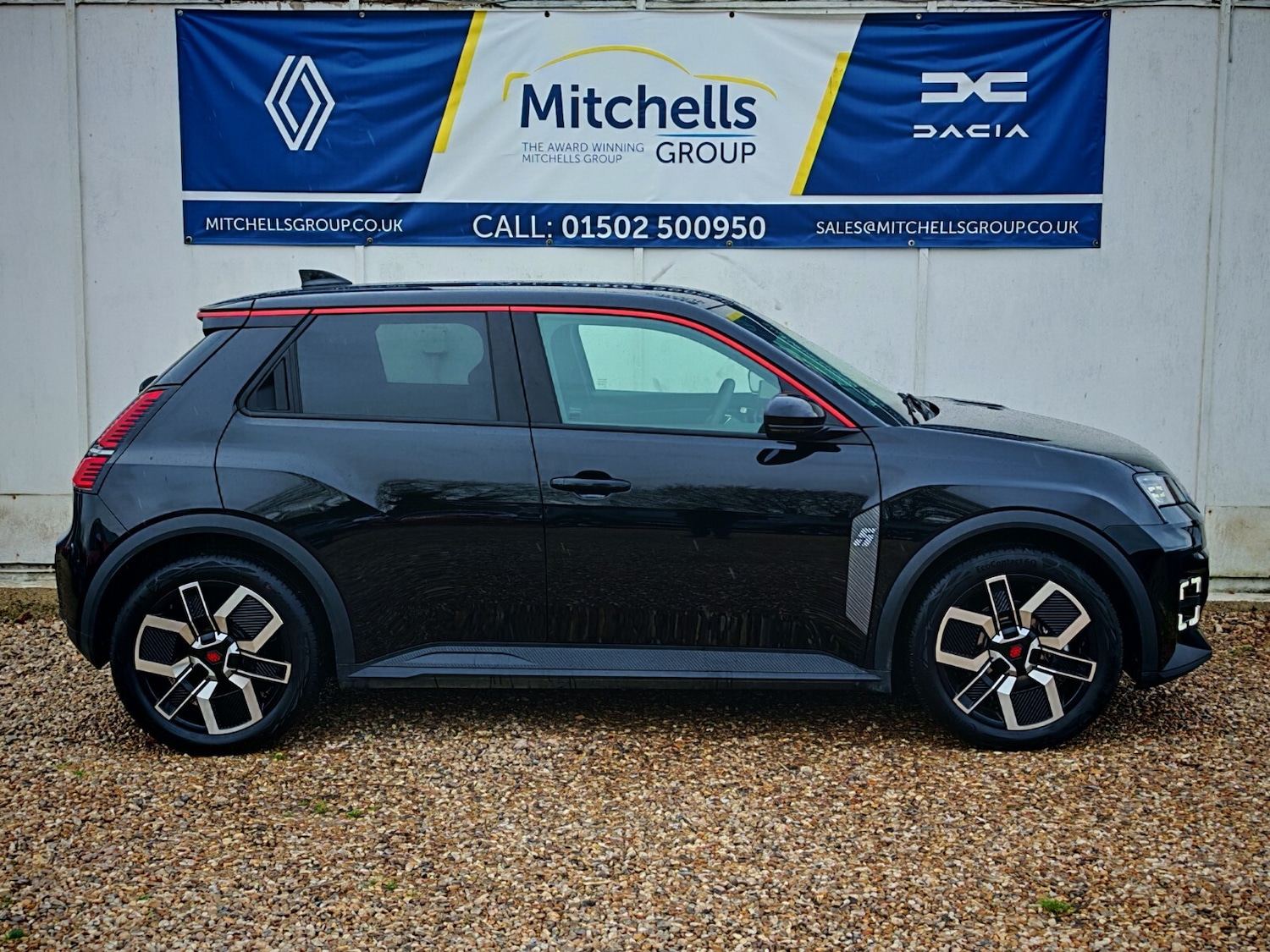 Used Renault 5 2025 for sale - 76874970: Photo 3