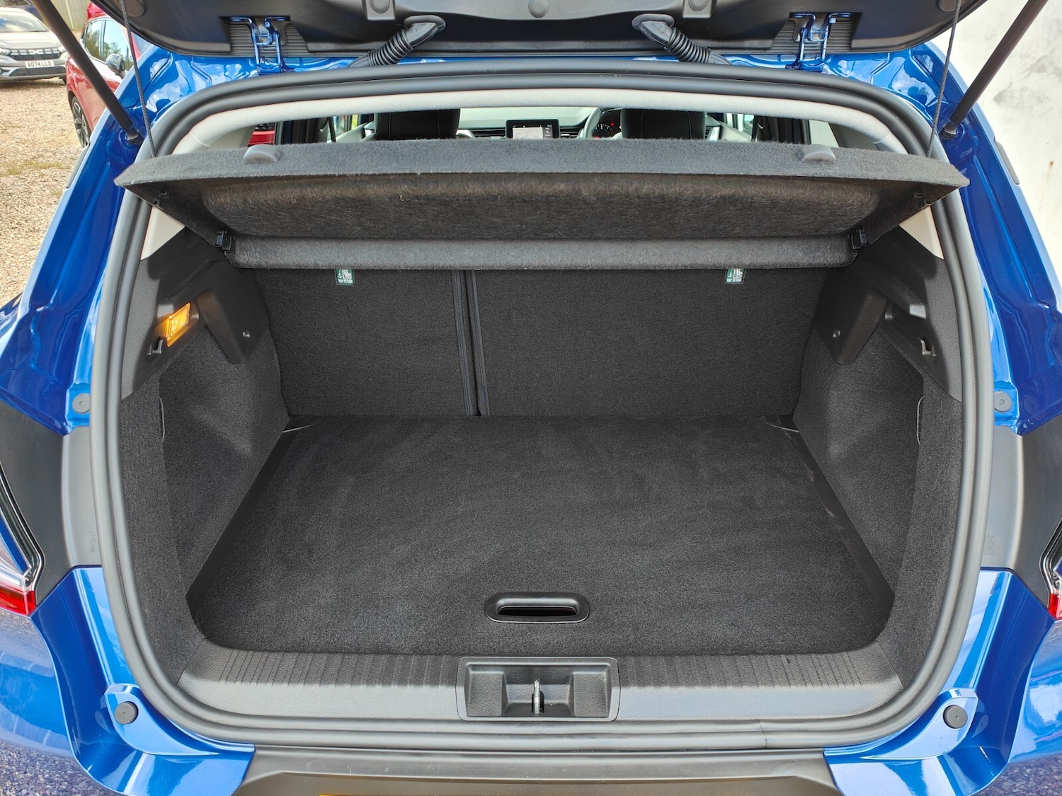 Used Renault Captur 2022 for sale - 76393626: Photo 19