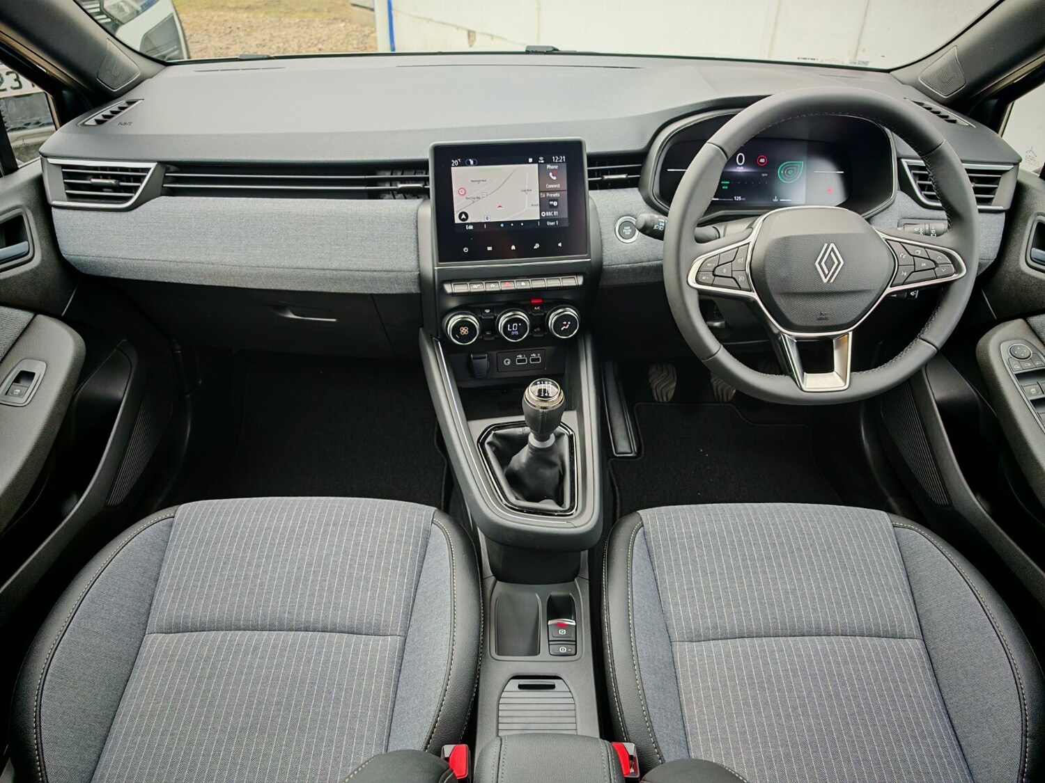 Used Renault Clio 2025 for sale - 77346954: Photo 9