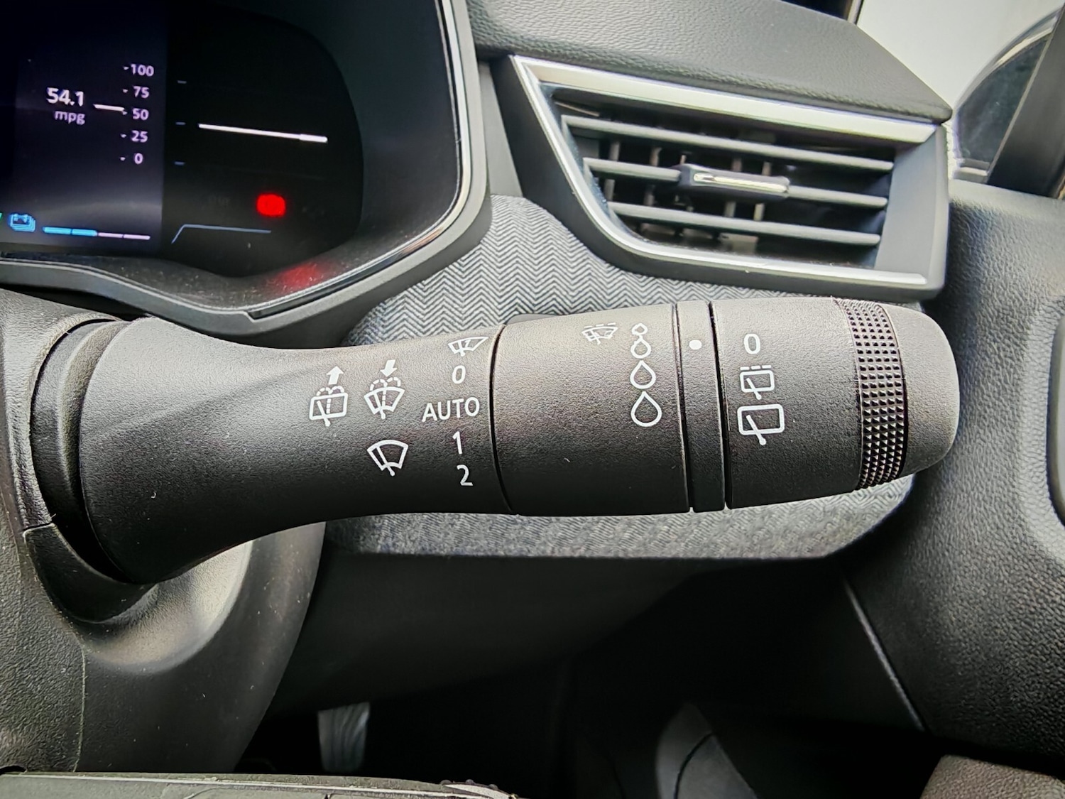 Used Renault Clio 2025 for sale - 76871512: Photo 17