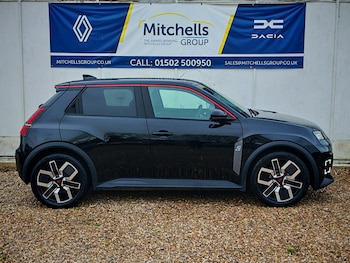 Used Renault 5 2025 for sale - 76749888: Photo