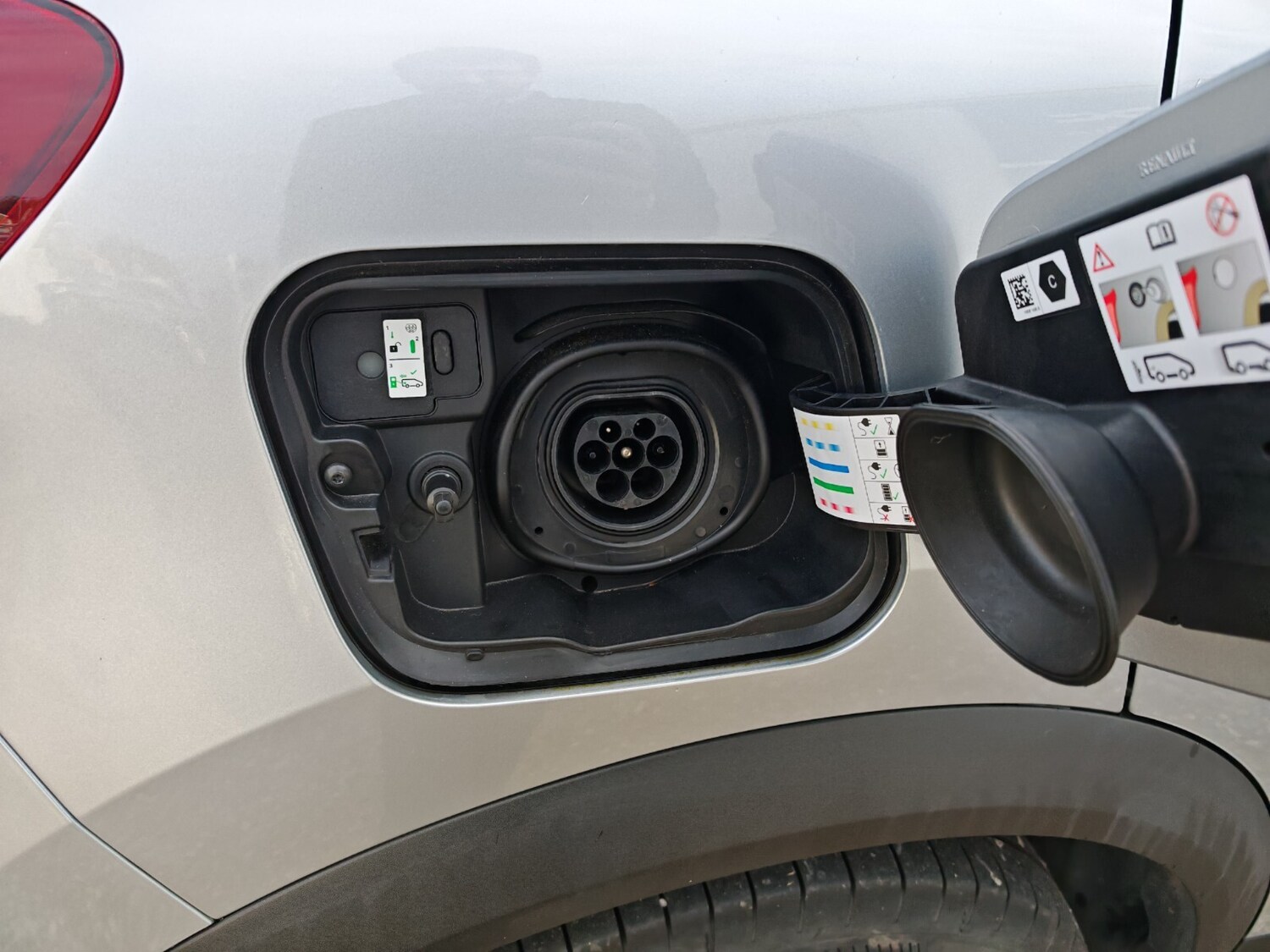 Used Renault Captur 2023 for sale - 77042742: Photo 16