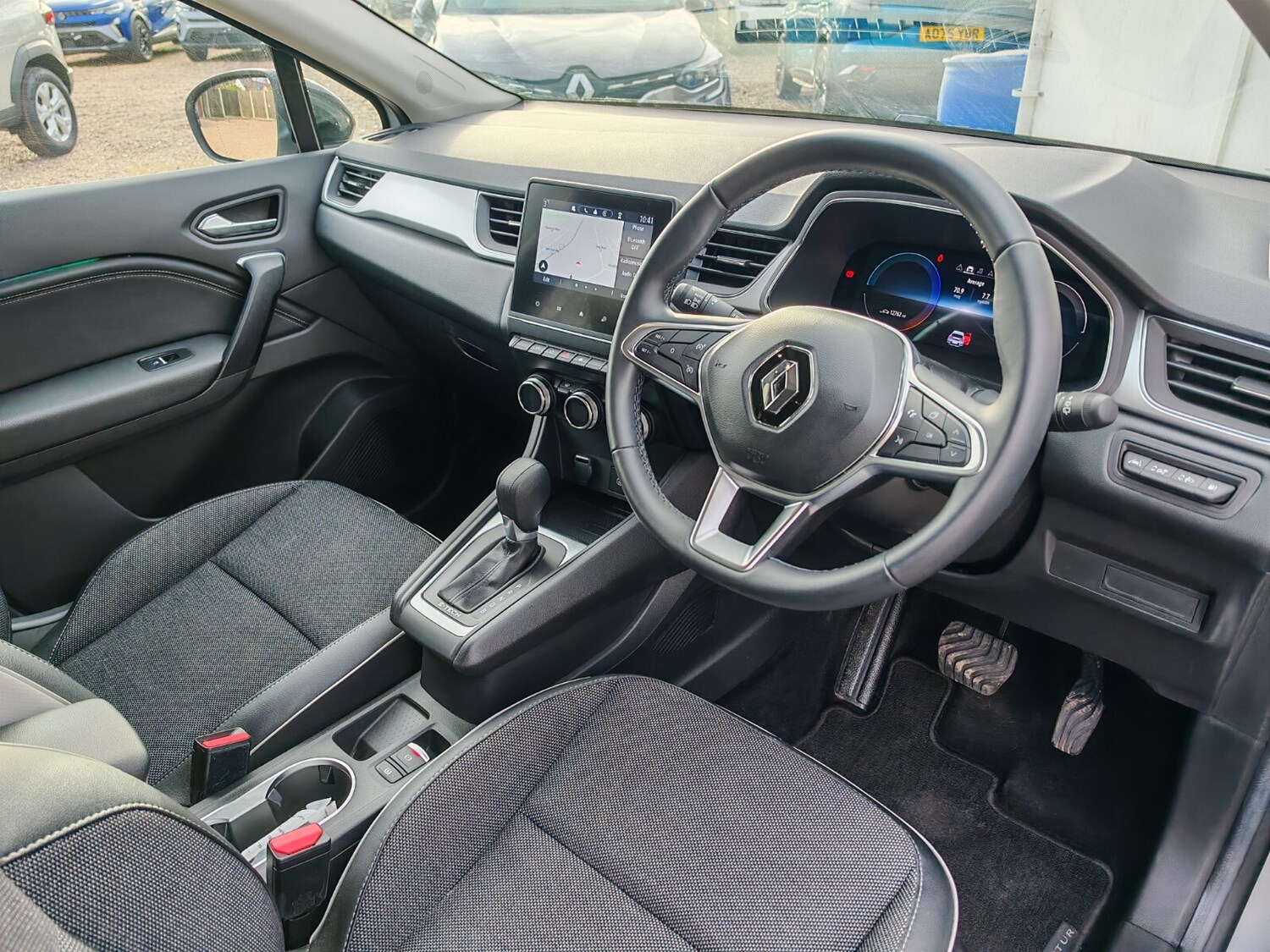 Used Renault Captur 2023 for sale - 77042742: Photo 17