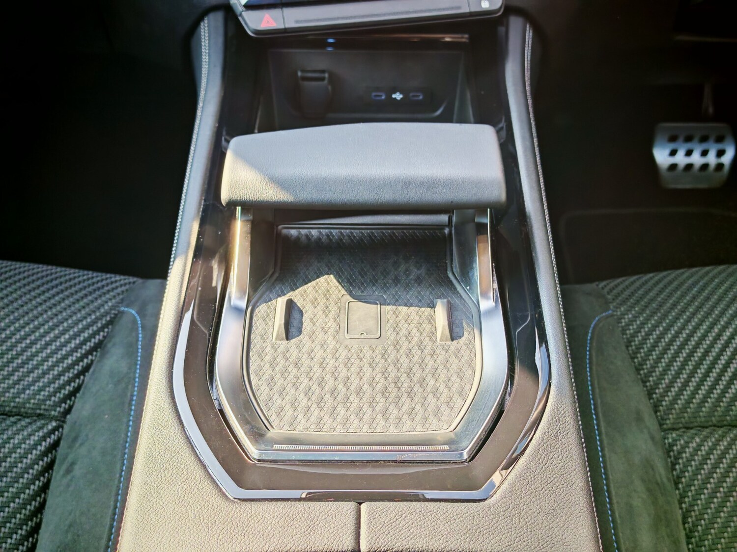 Used Renault Austral 2024 for sale - 76203637: Photo 15