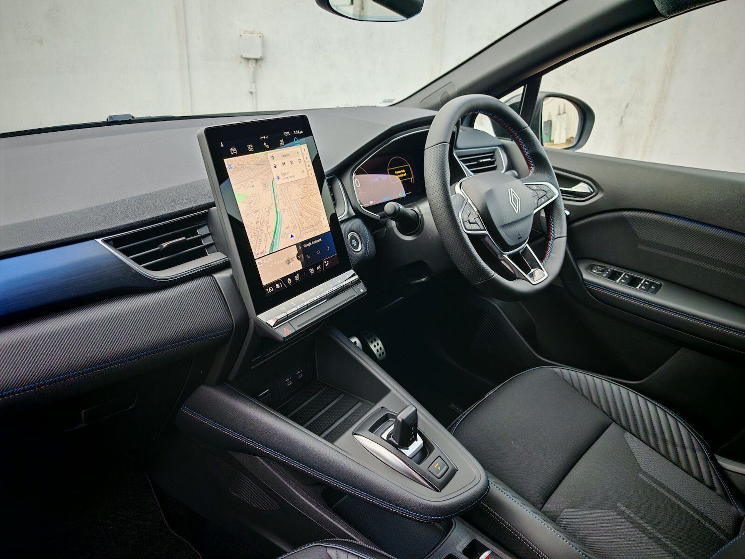 Used Renault Captur 2025 for sale - 76647782: Photo 7