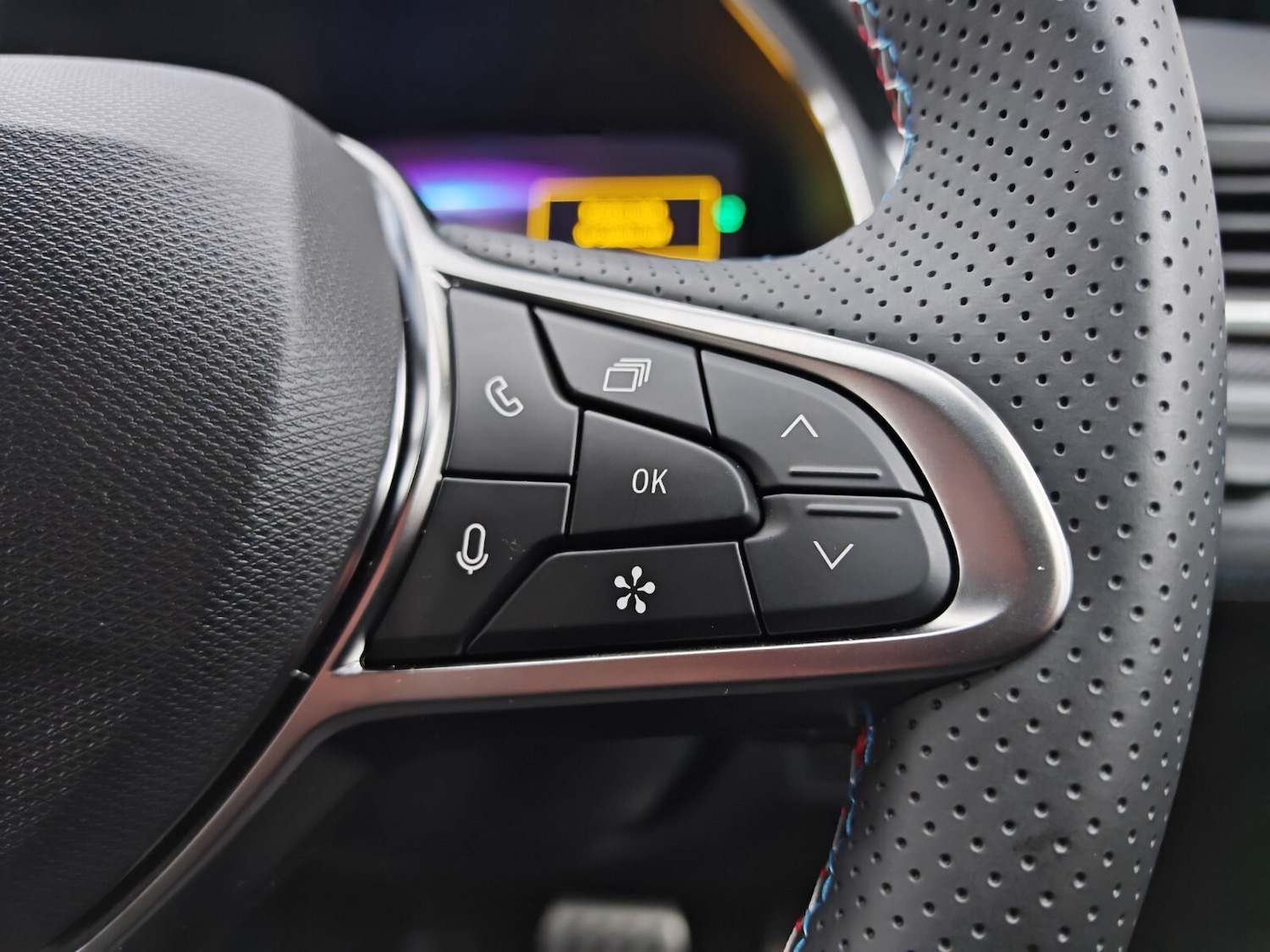 Used Renault Captur 2026 for sale - 77532090: Photo 19